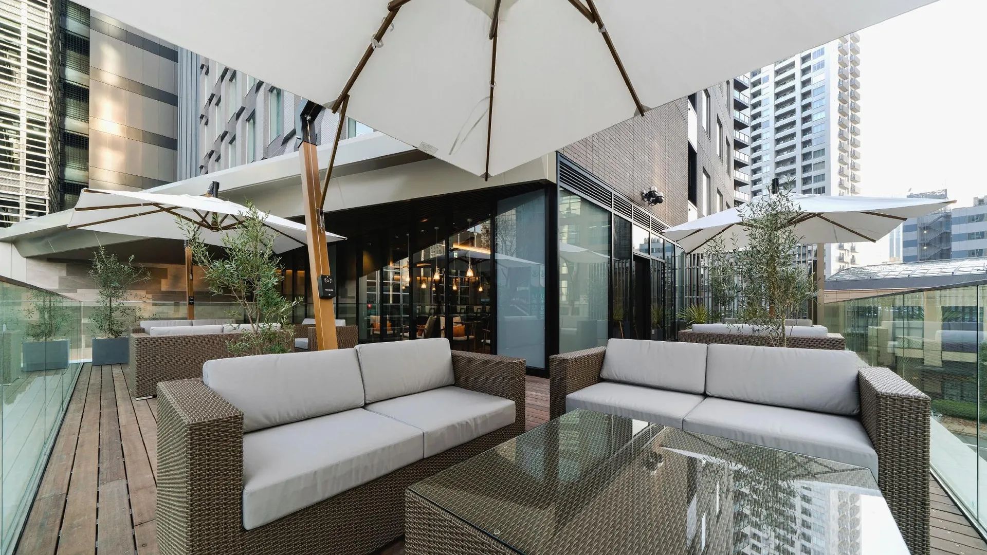 도쿄 / 동경 다이와 로이넷 호텔 니시신주쿠 프리미어 4성급 호텔 외관