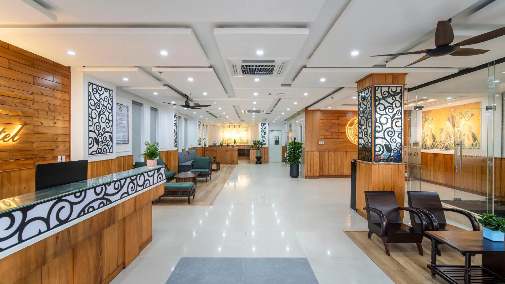 다낭 코랄 코브 호텔 4성급 호텔 로비