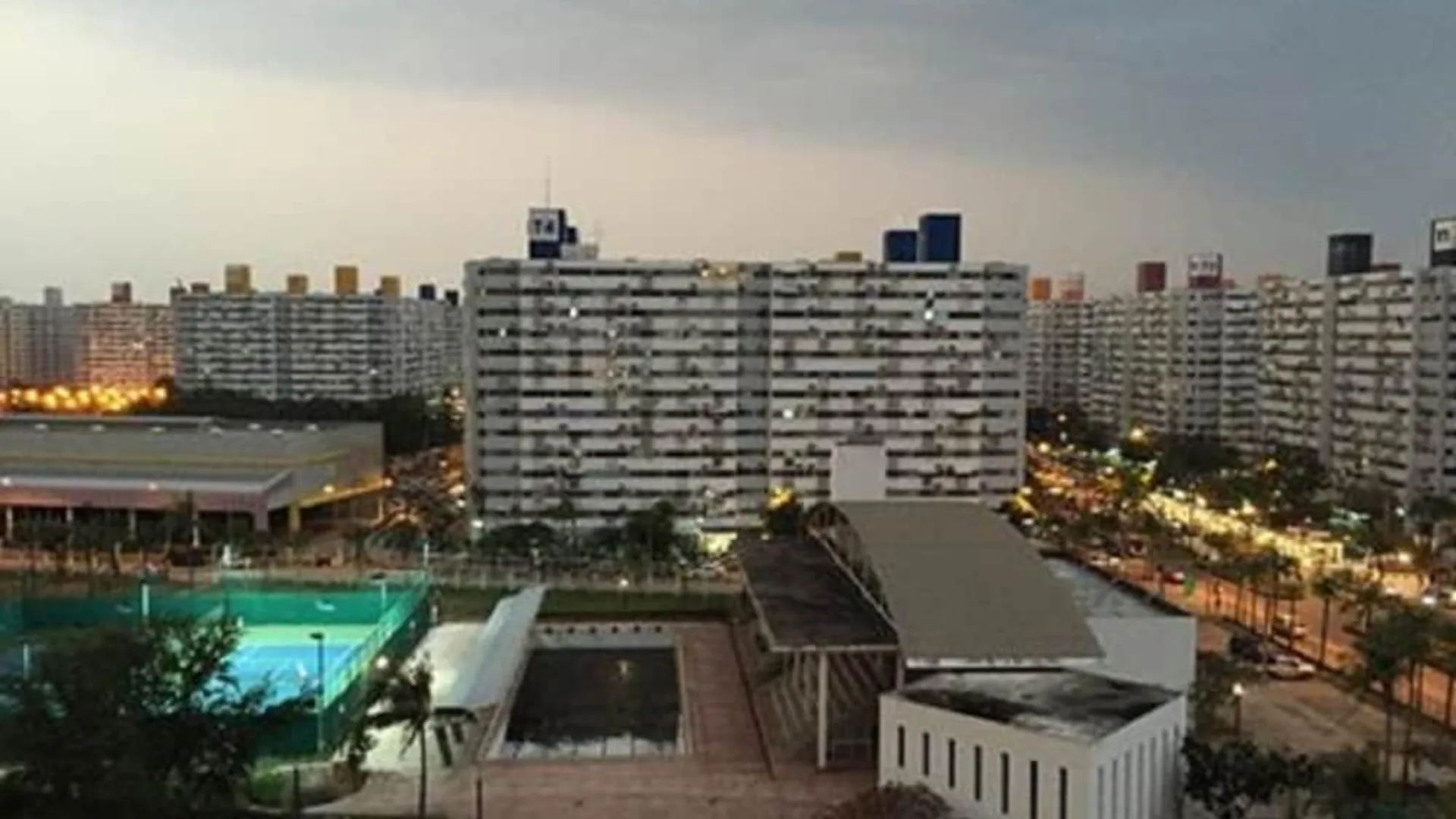 방콕 돈므앙-챌린저 앳 임팩트 무앙통타니 콘도미니엄 2성급 호텔 로비