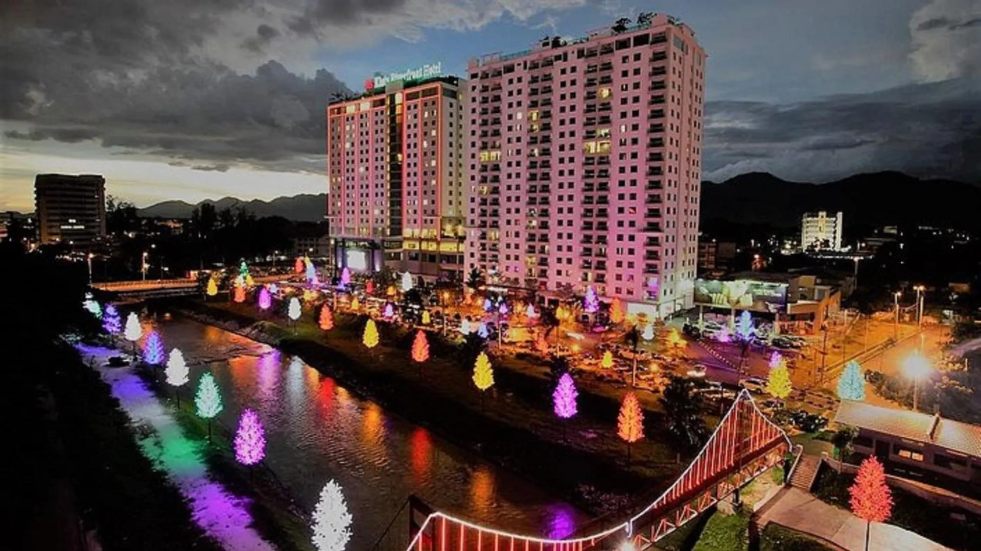 이포 캄풍 자와의 아파트먼트 (600m², 침실 2개, 프라이빗 욕실 2개) 5성급 게스트하우스 객실