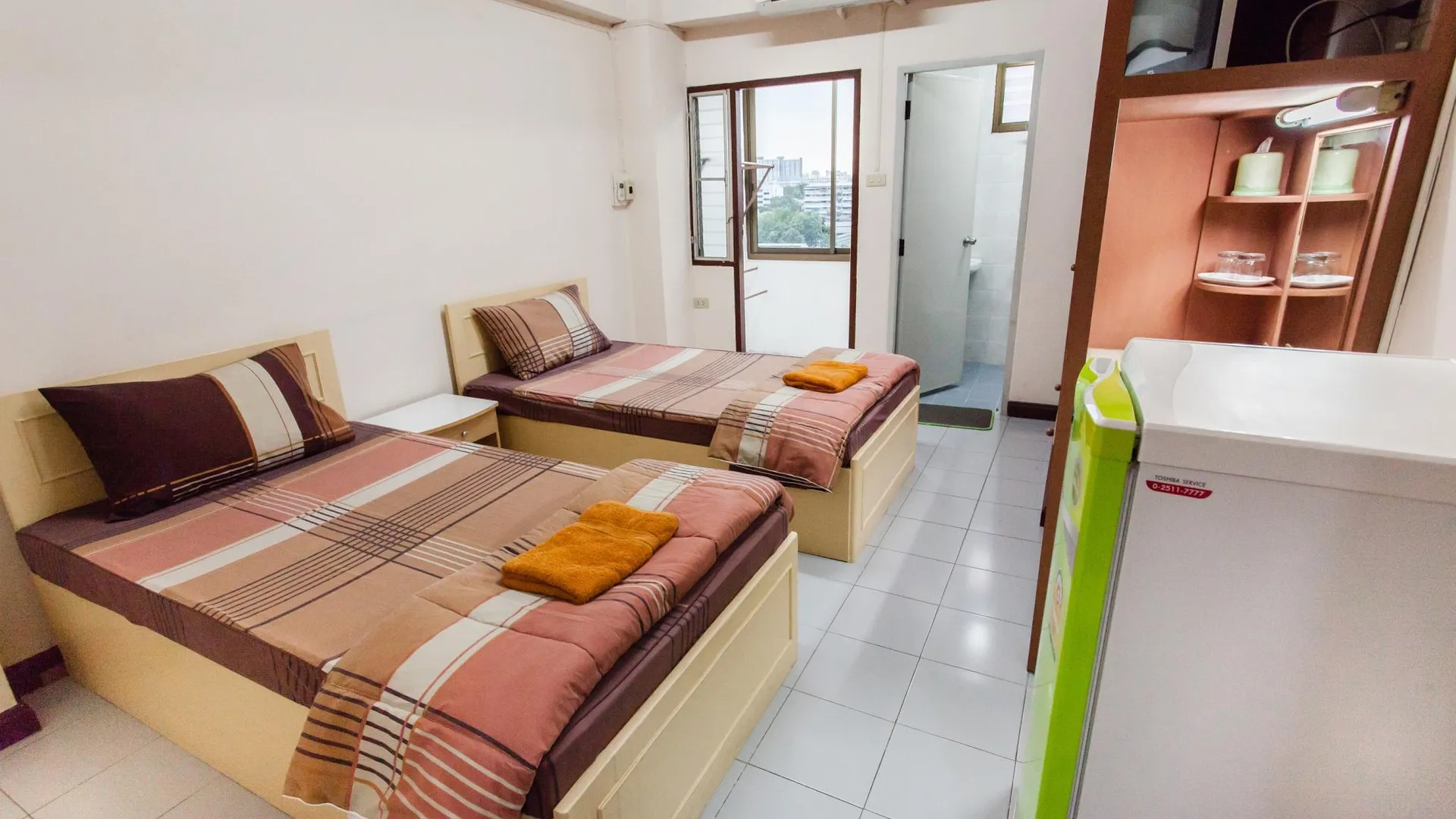 방콕 탓 레지던스 2성급 호텔 객실