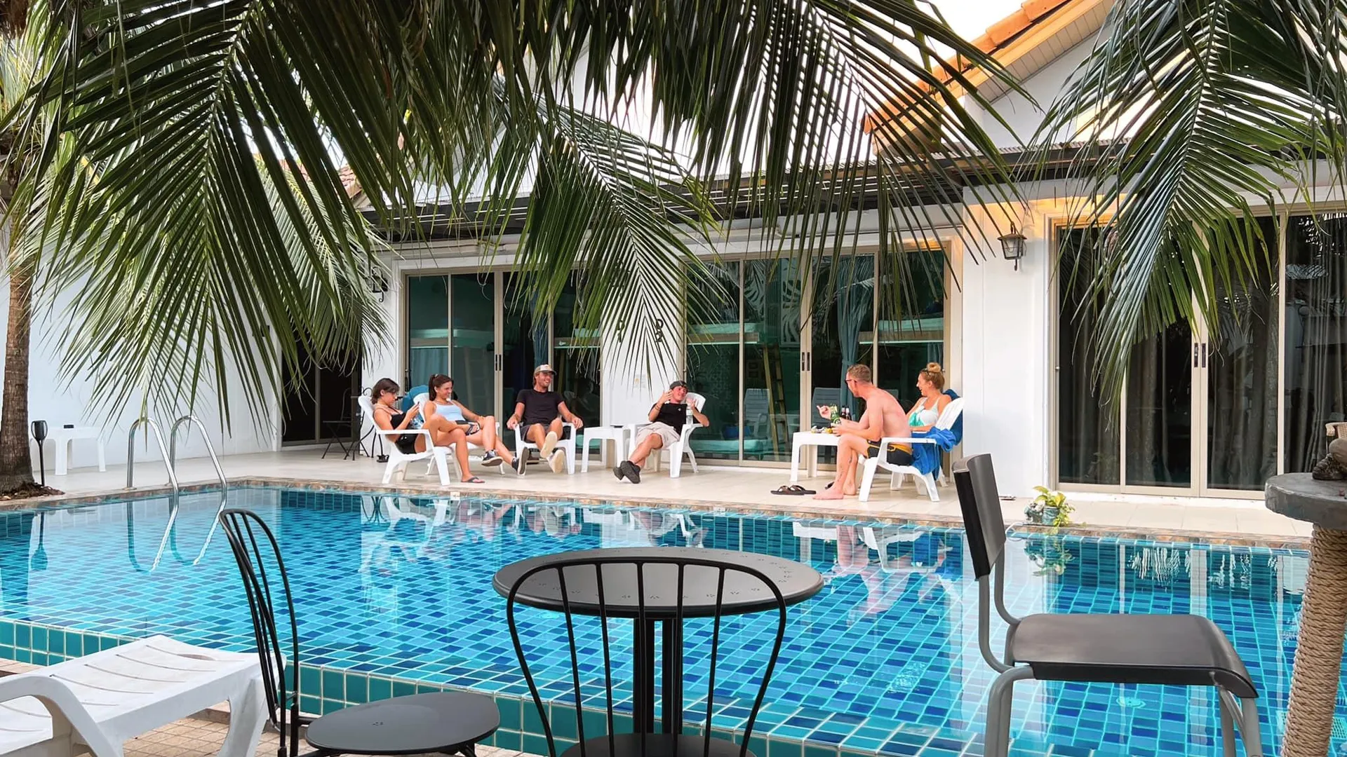 푸켓 더 스너그 에어포트텔 3성급 호텔 객실