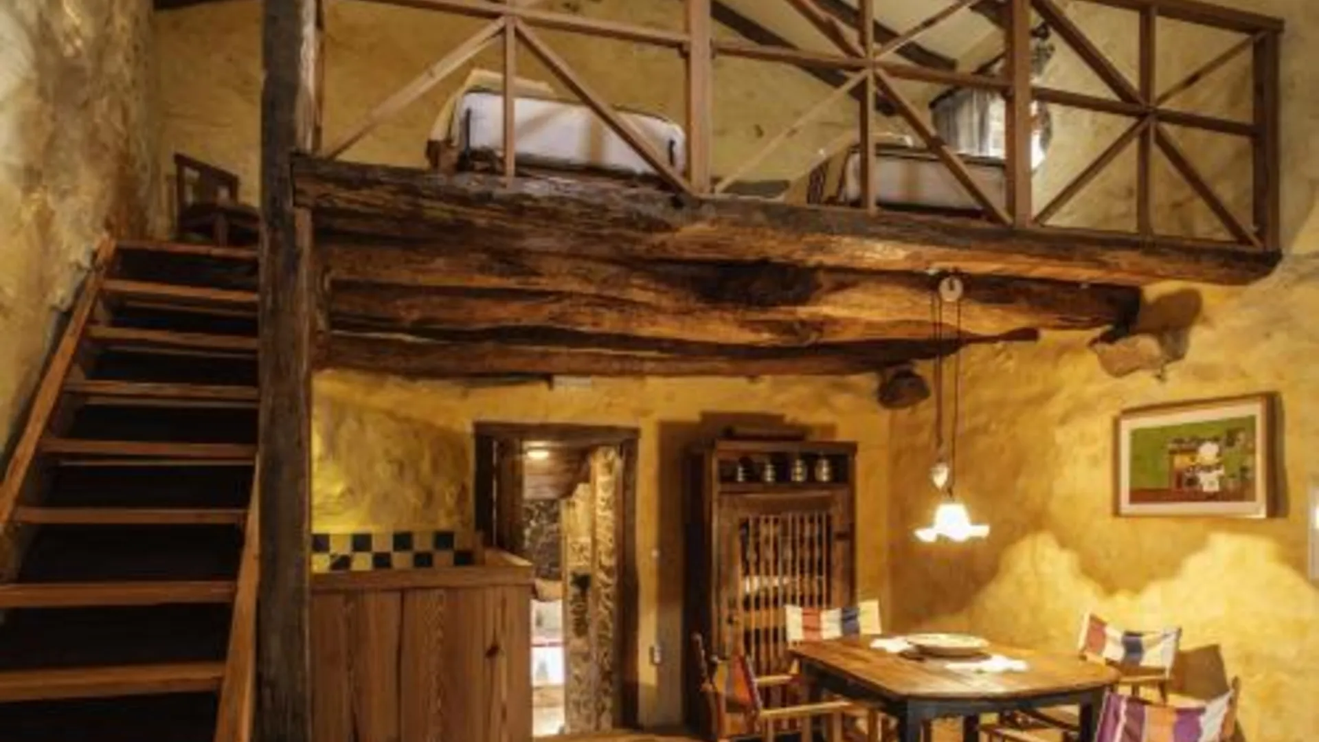 카비세라즈 데 바스토 킨타 두 하포지뉴 5성급 호텔 객실