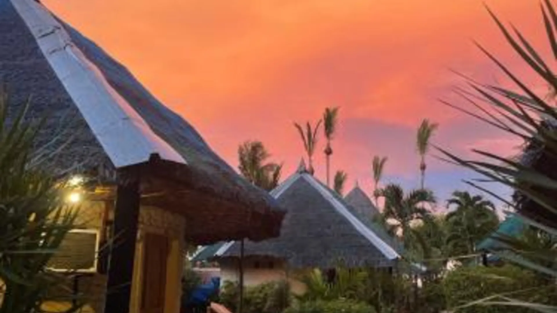 세부 빅토리 씨사이드 홈 파워드 바이 코코텔 3성급 호텔 로비