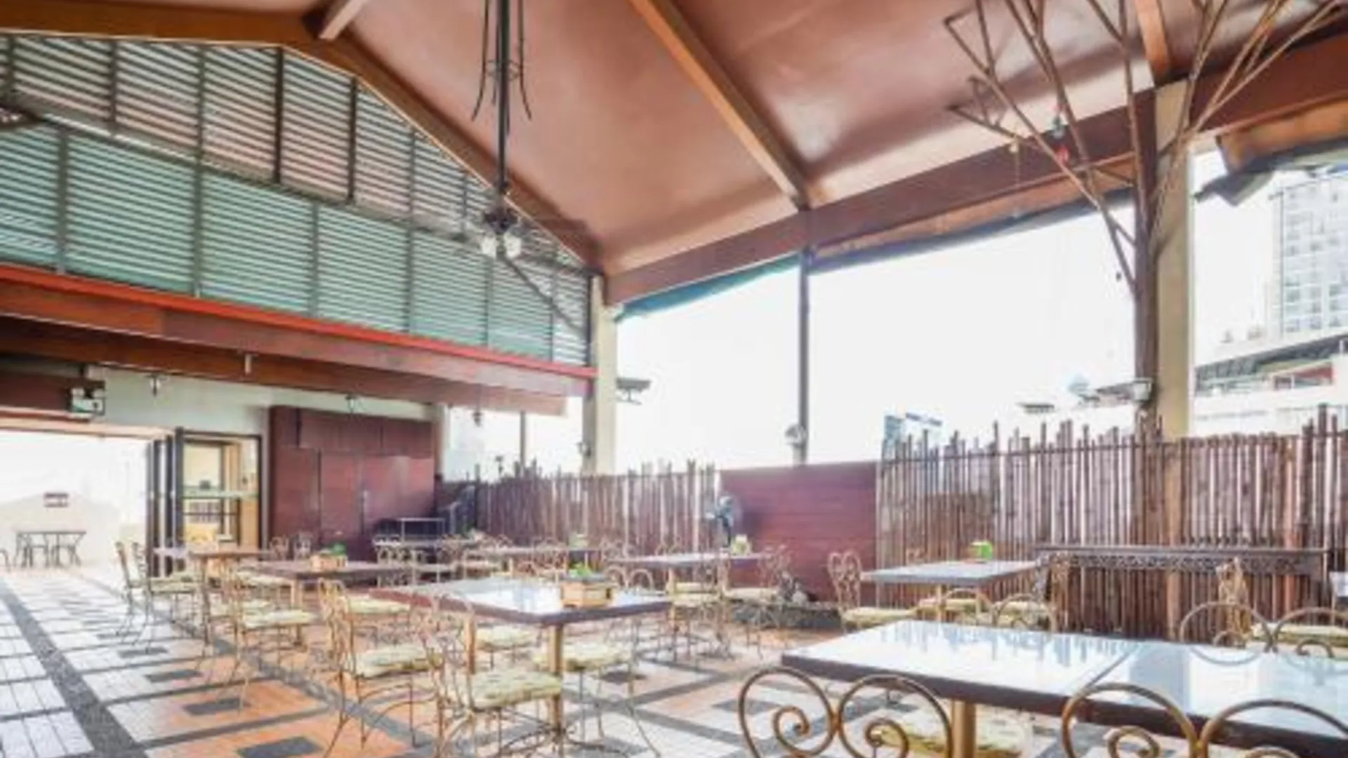 세부 OYO 210 애플 트리 스위트 - 직원 백신 접종 2성급 호텔 전망