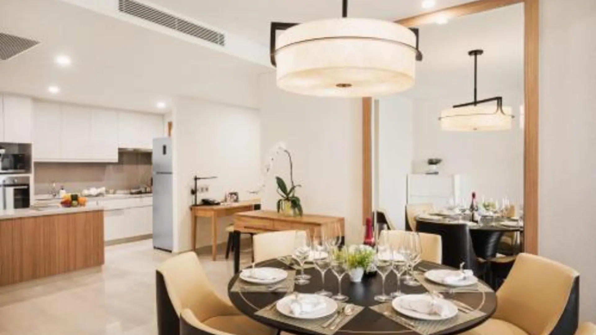 호치민 오크우드 레지던스 사이공 5성급 호텔 레스토랑