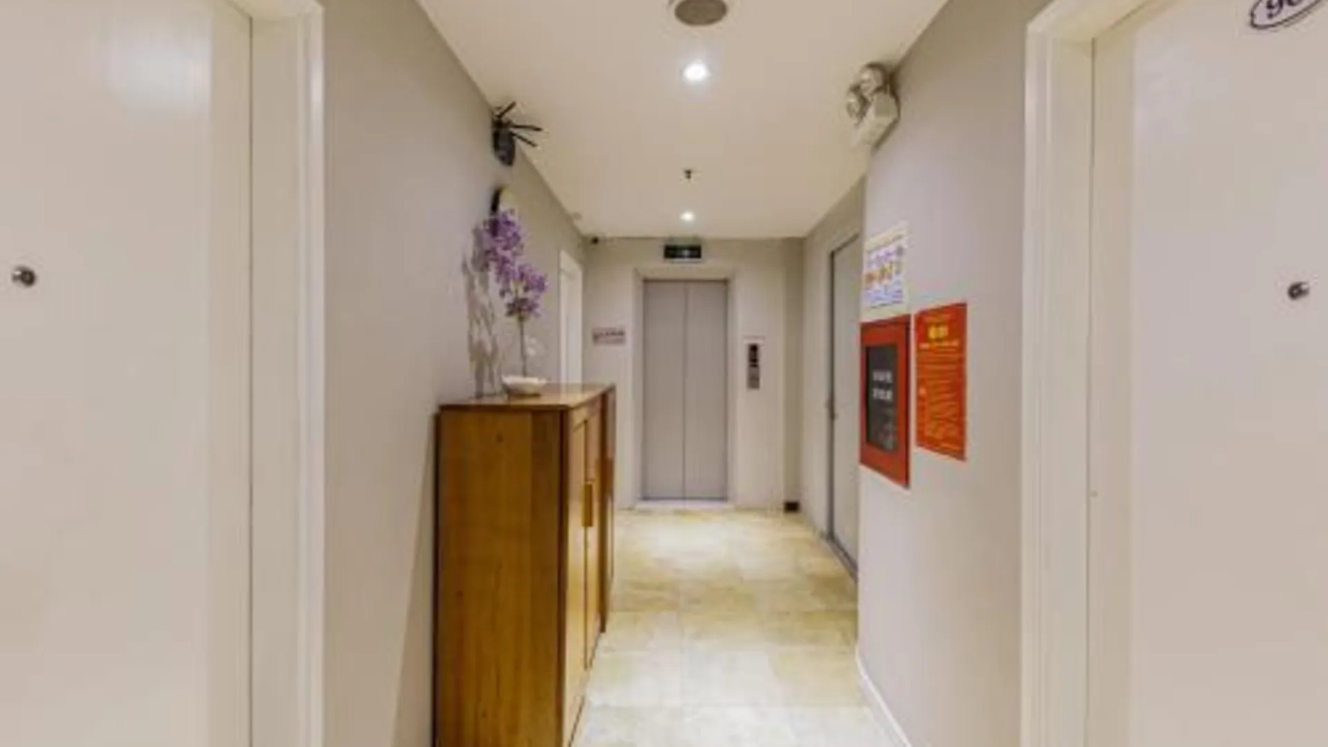 하노이 벨빌라 호안끼엠레이크 근처, 빈콤센터 바찌에우 구 르그랑 - 더 선 3성급 호텔 레스토랑