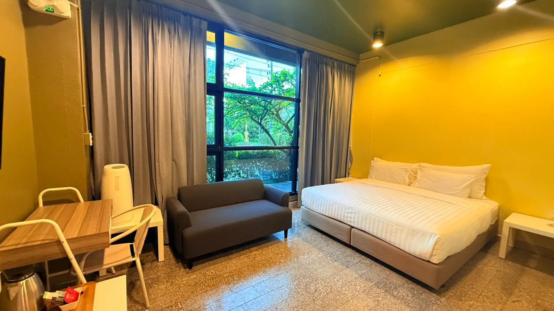 치앙라이 워크 덴 치앙라이 3성급 호텔 스위트룸