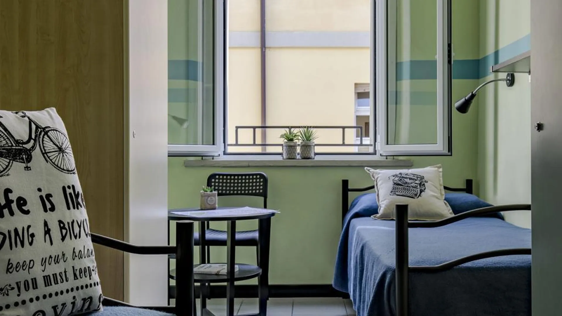 모데나 호스텔 모데나 산 필리포 네리 3성급 호텔 스위트룸