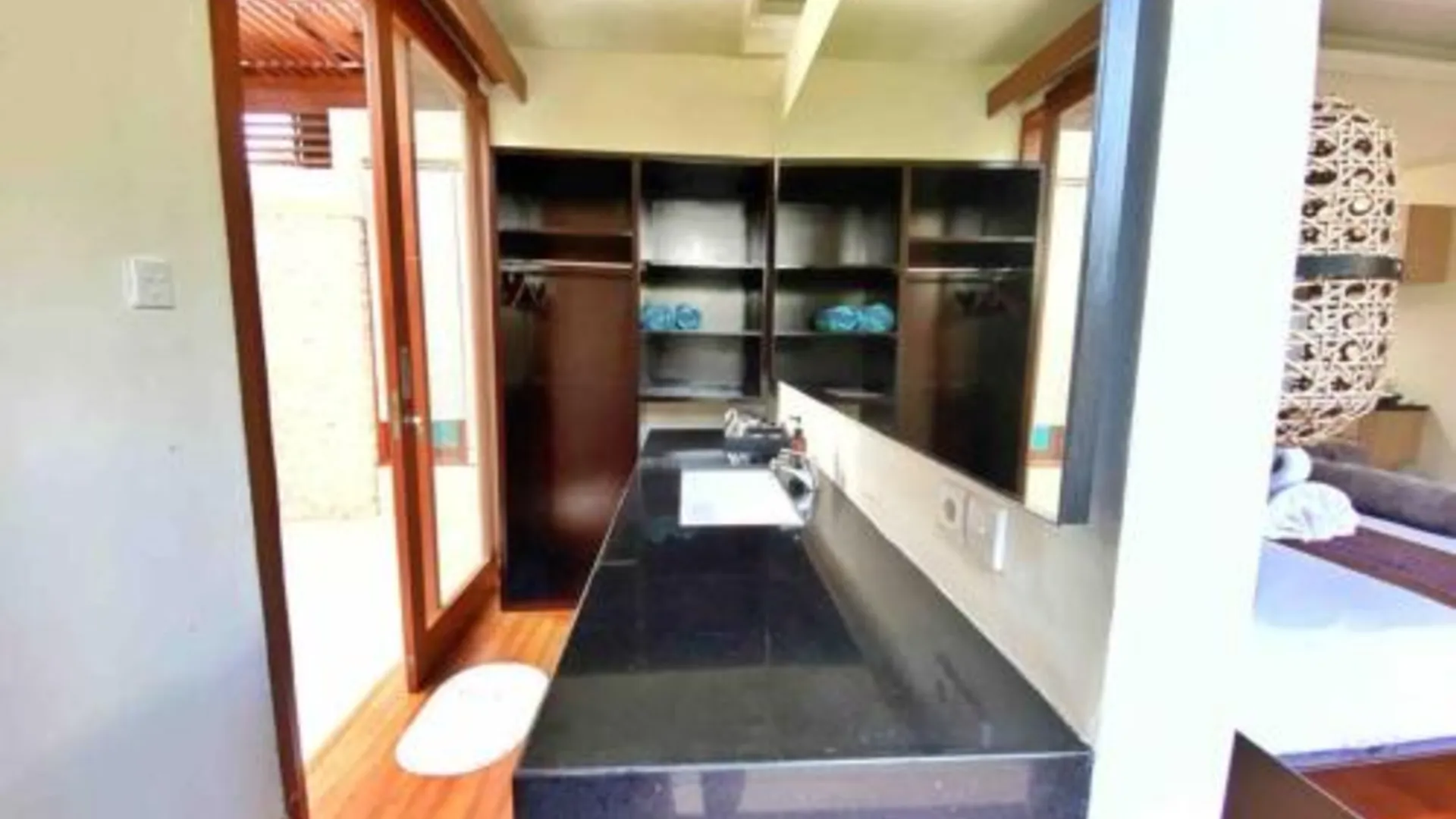 발리 Villa bugenvile - Romantic Villa with private pool By iLys 2성급 싱글룸 레스토랑