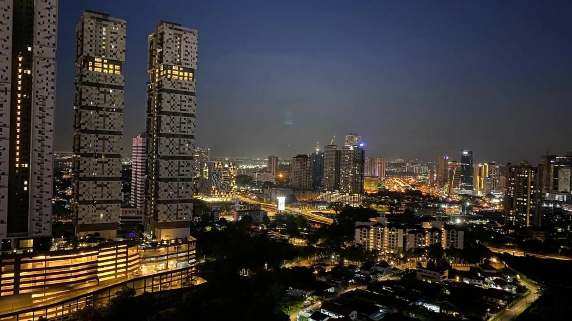 조호바루 / 조호르바루 조호바루의 아파트먼트 (m², 침실 4개, 프라이빗 욕실 2개) 3성급 싱글룸 부대시설