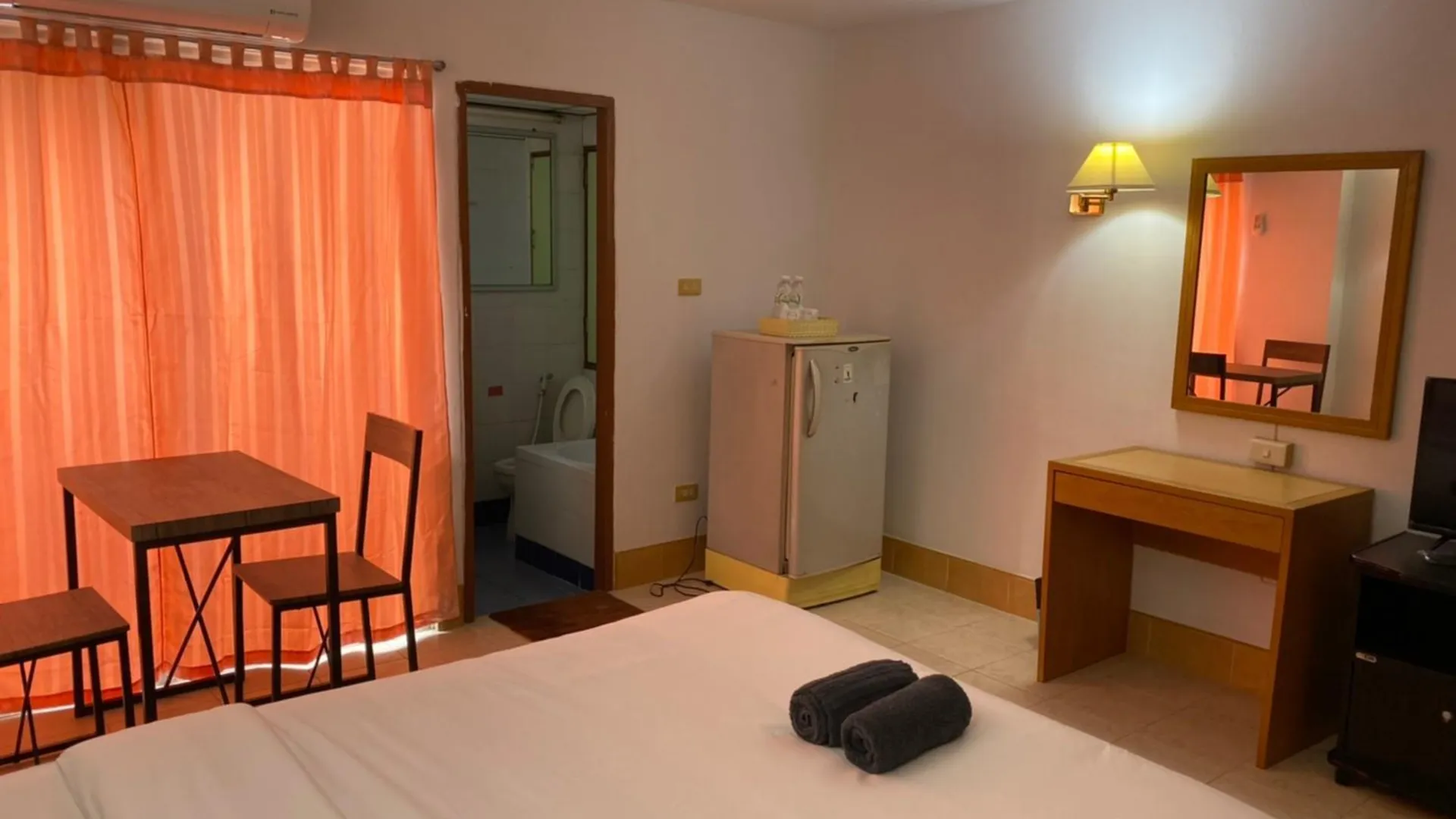 방콕 Daratorn Vibhavadi Standard  D 5 2성급 싱글룸 외관