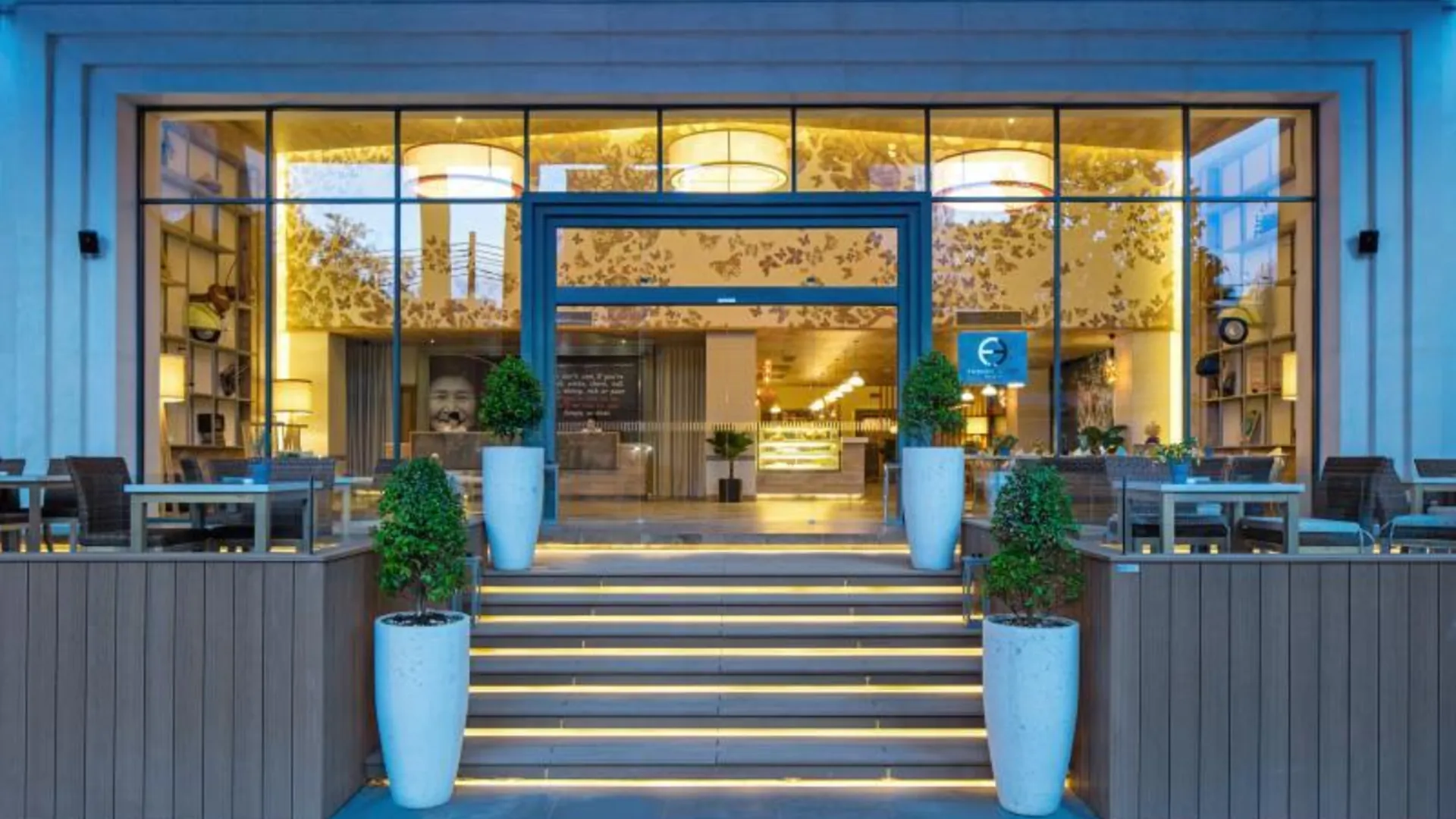 호치민 퓨전 스위트 사이공 4성급 호텔 외관