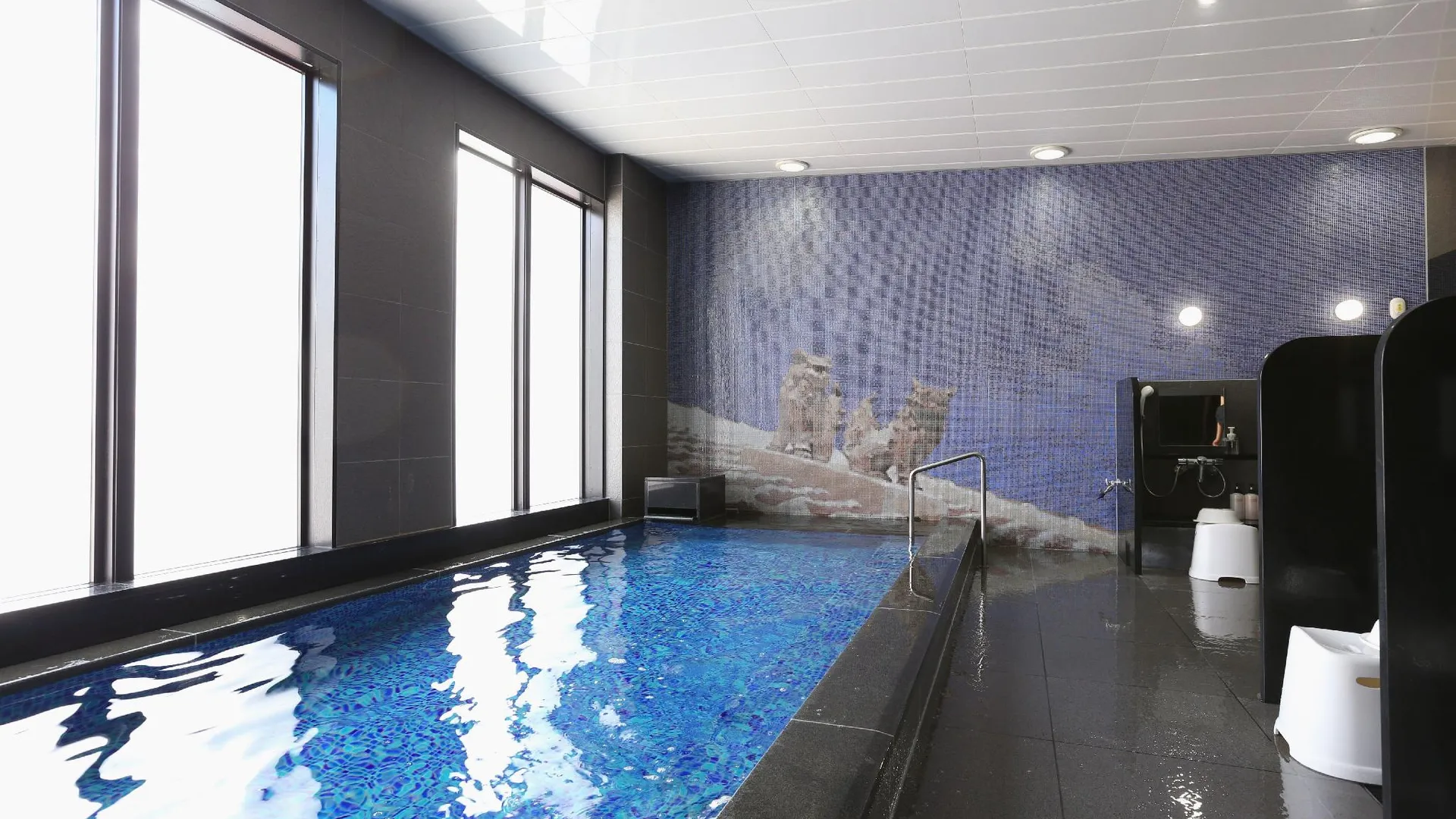 오키나와 본섬 알몬트 호텔 나하-겐초마에 3성급 호텔 외관