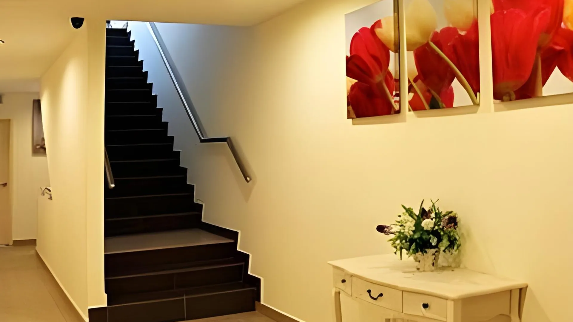 코타키나발루 원 호텔 린타스 자야 2성급 호텔 외관