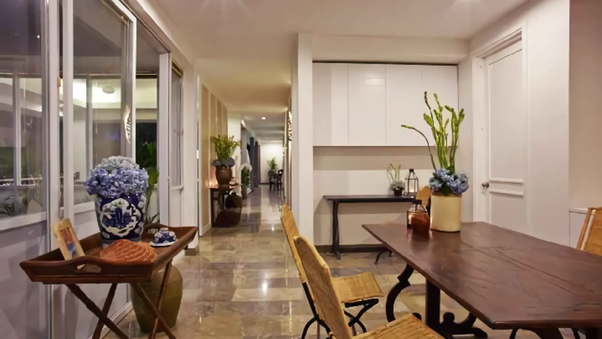 발리 더 칸젱 스위트 페티텐겟 4성급 게스트하우스 수영장