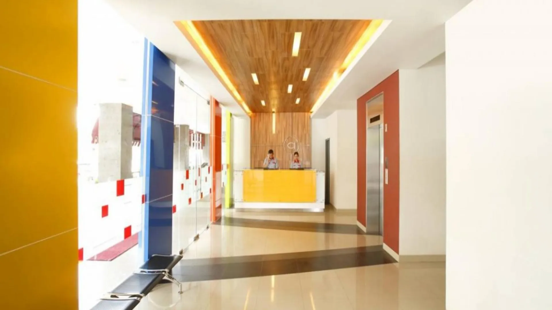 발리 아마리스 호텔 테우쿠 우마르 2성급 호텔 외관