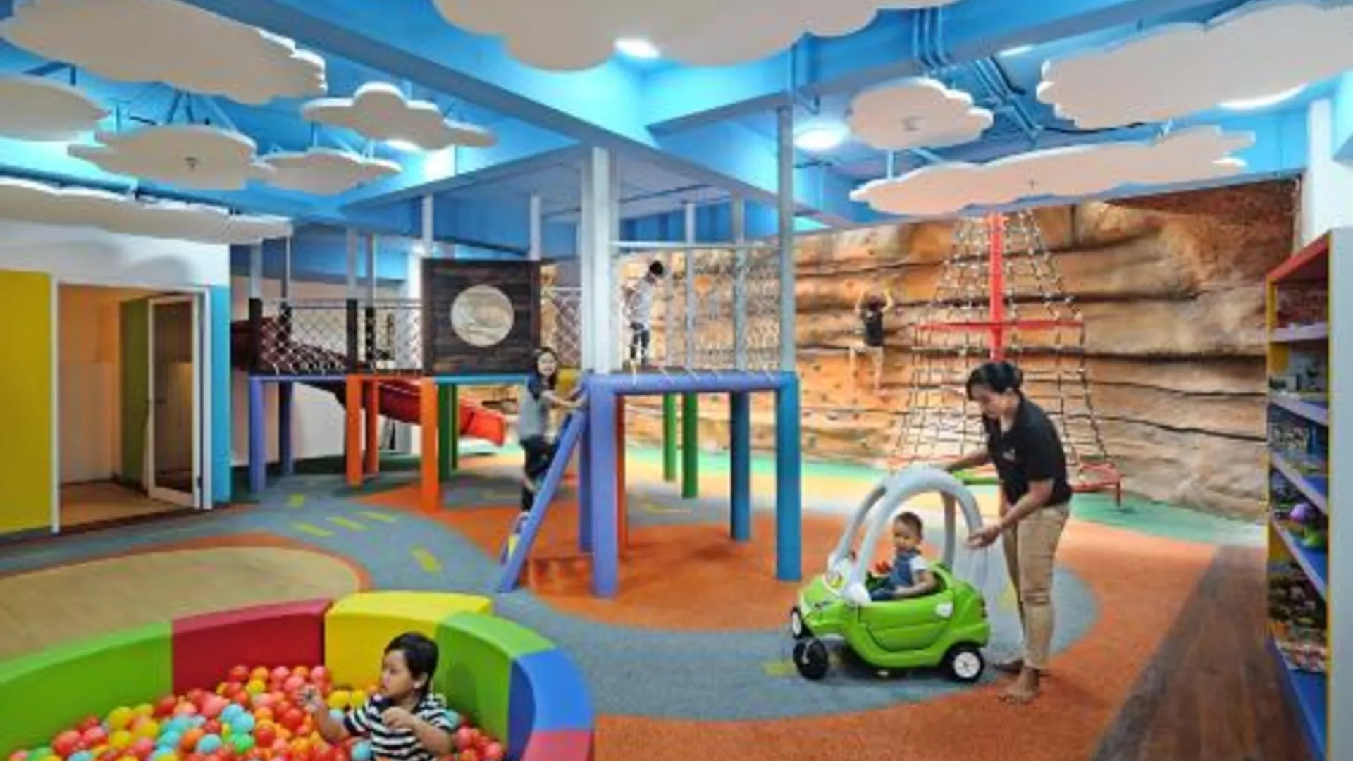 발리 잠불루욱 오세아노 스미냑 호텔 5성급 호텔 객실