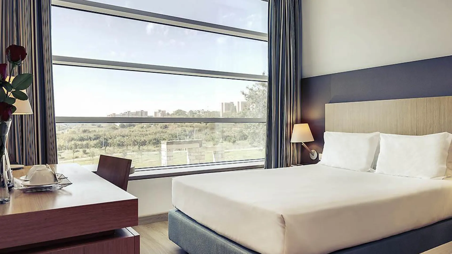 알마다 호텔 머큐어 리스보아 알마다 4성급 호텔 스위트룸