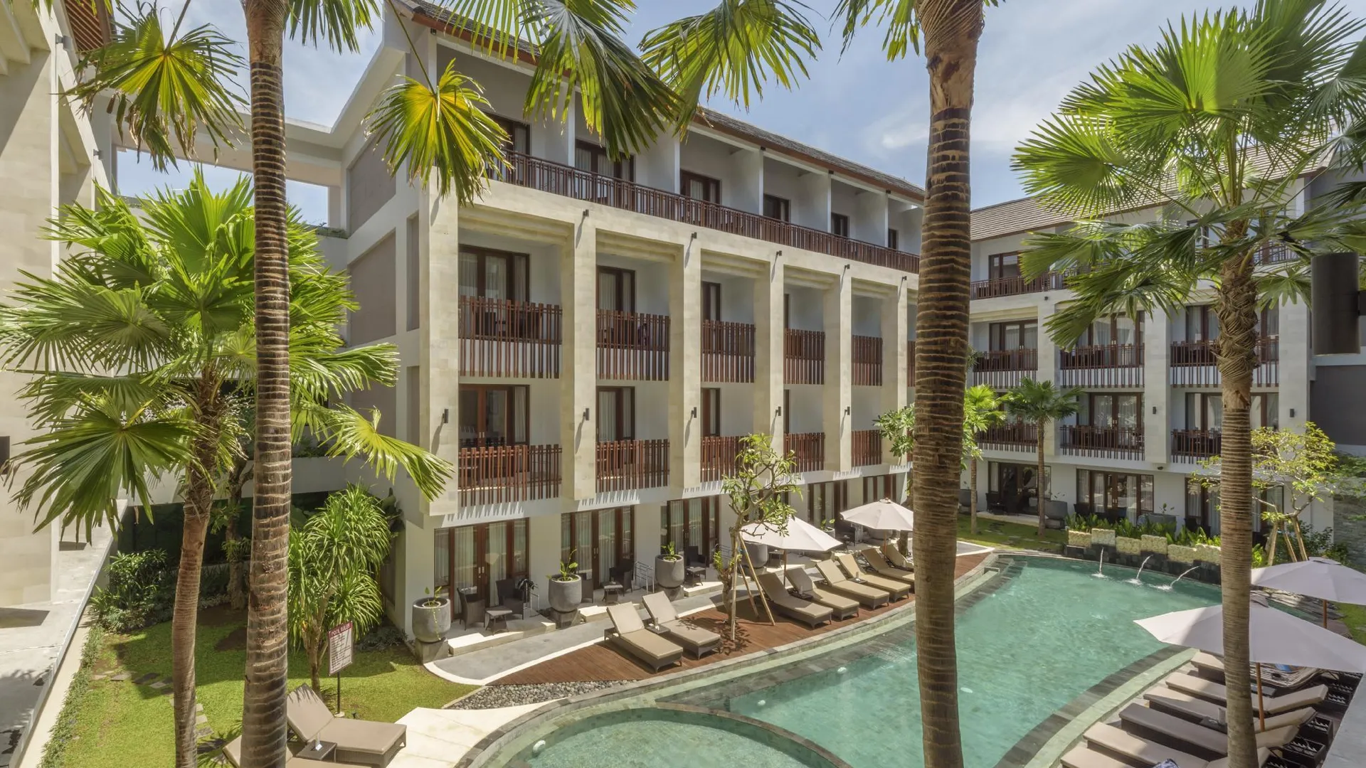 발리 그랜드 라 왈론 호텔 3성급 호텔 로비