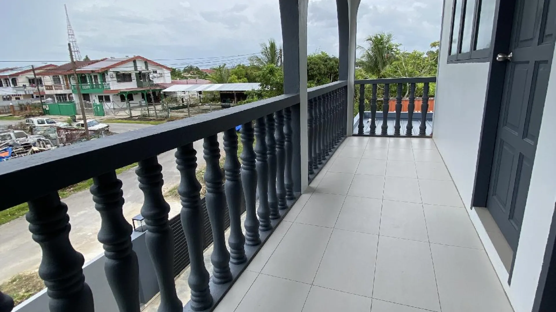 스리 아만 스리 아만의 프라이빗 하우스 (5622m², 침실 4개, 프라이빗 욕실 3개) 5성급 호텔 외관