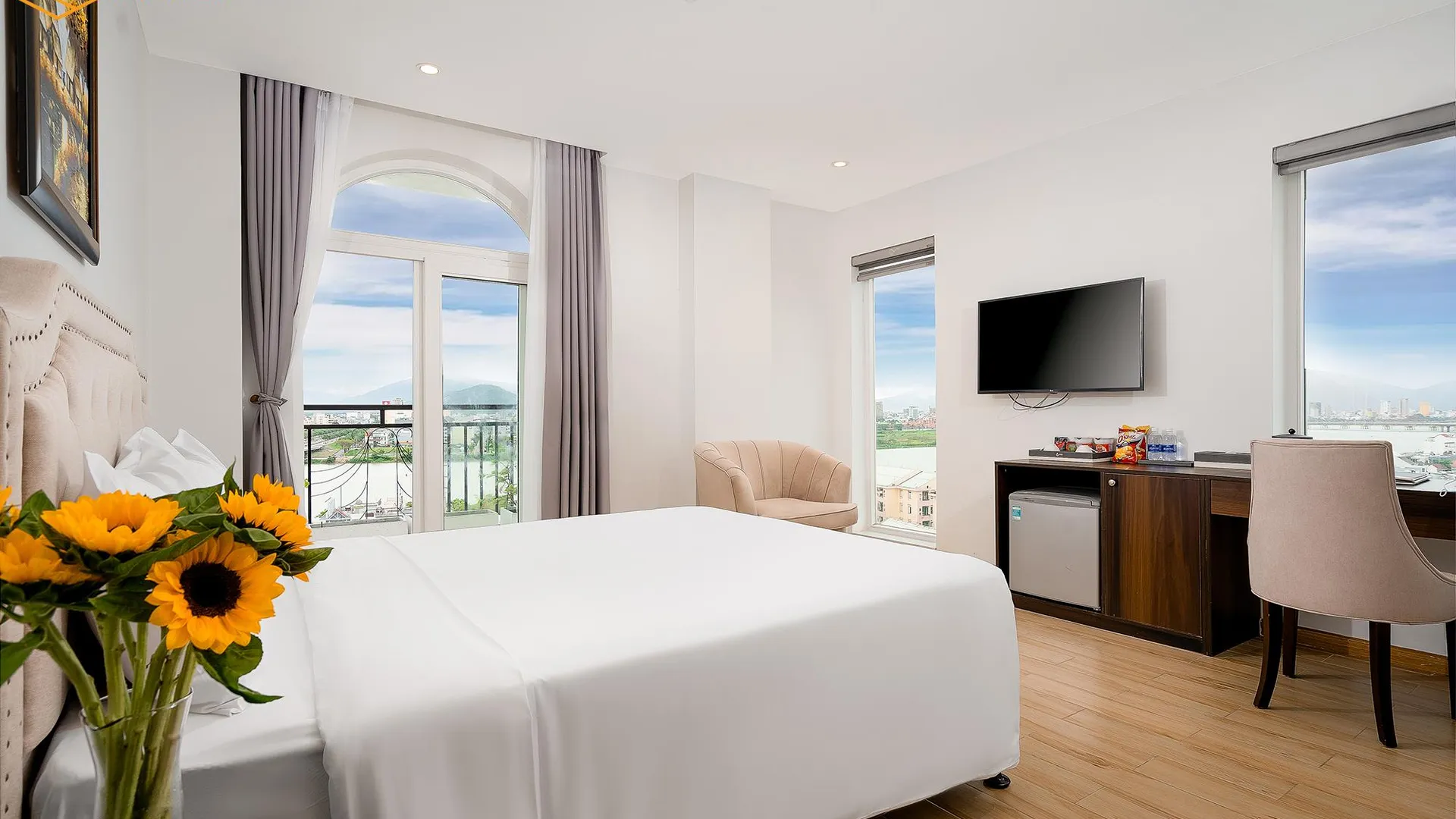 다낭 RHM 호텔 4성급 호텔 스위트룸