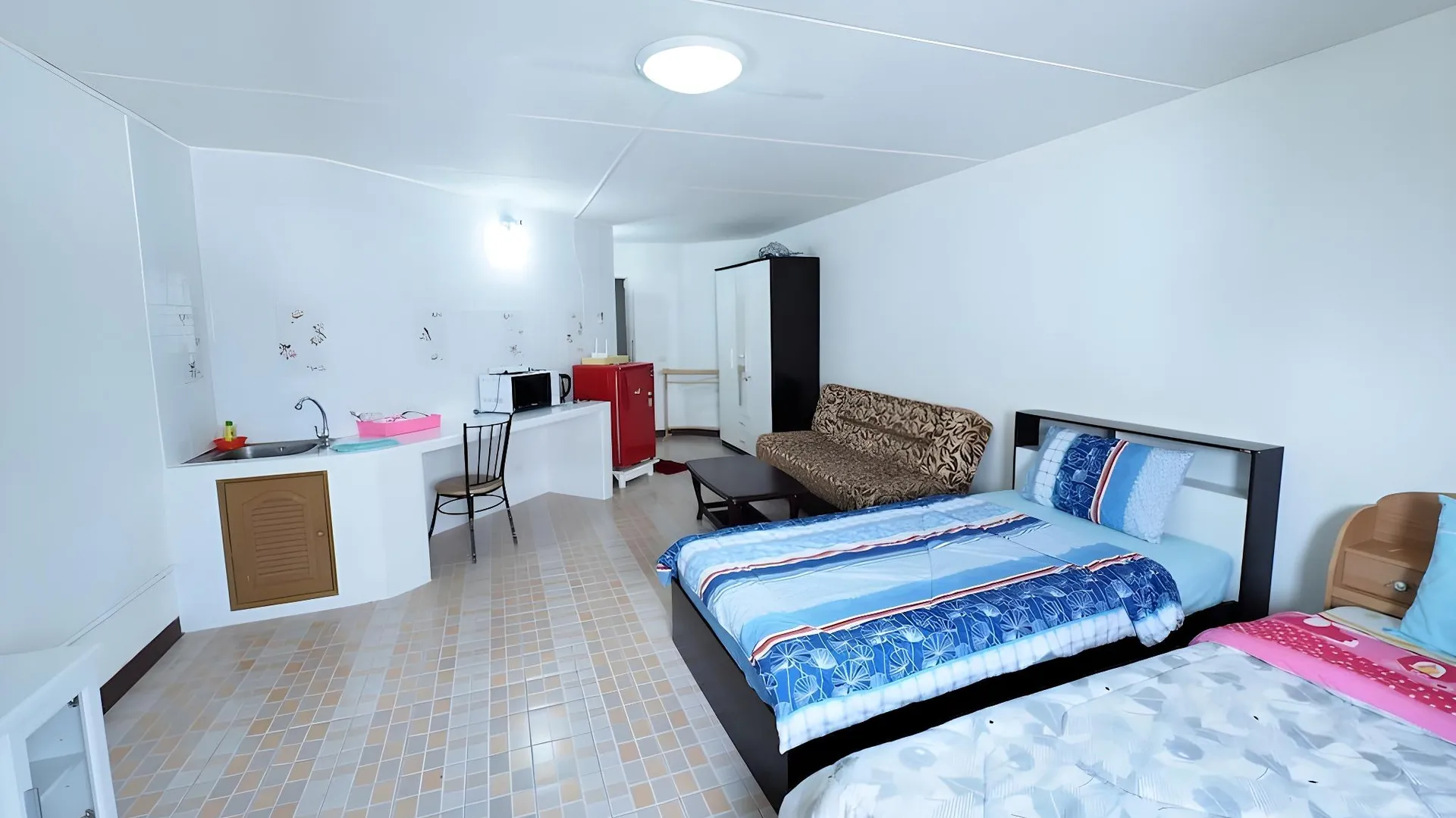 방콕 스마트 레지던스 @ 무엉통타니 2성급 호텔 스위트룸