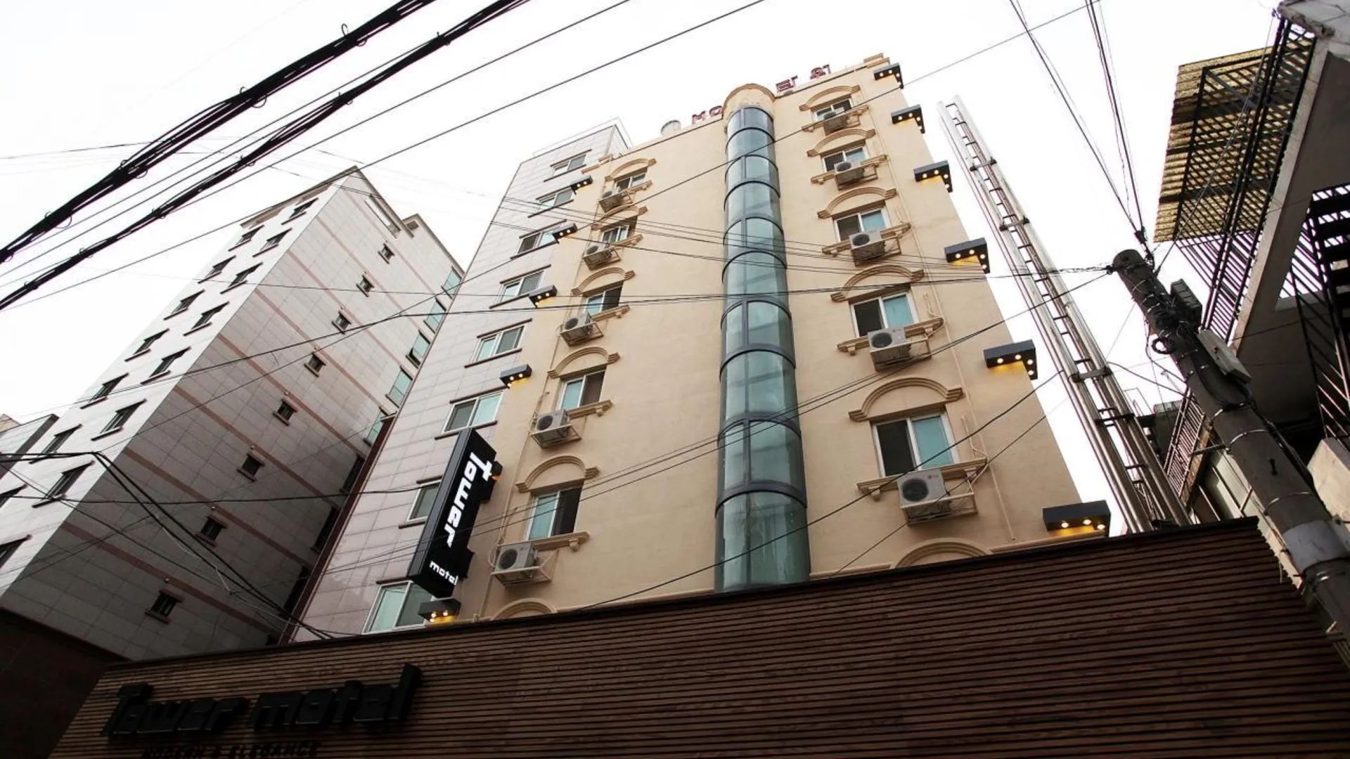 서울 신림 타워 2성급 호텔 외관