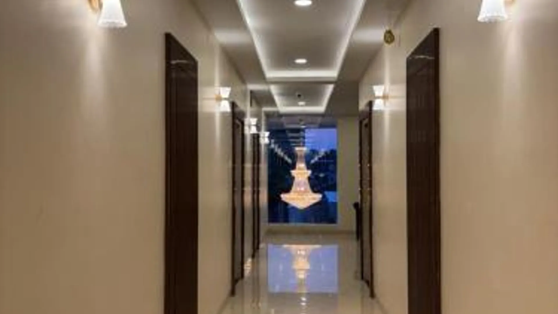 람메스와람 Hotel Saesha International 3성급 호텔 외관