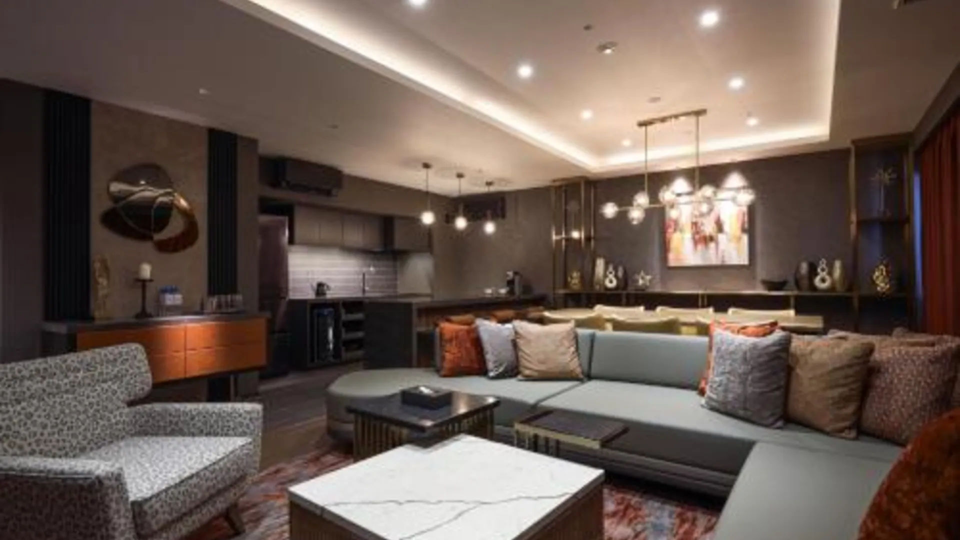 오사카 스파월드 호텔앤리조트 2성급 호텔 수영장