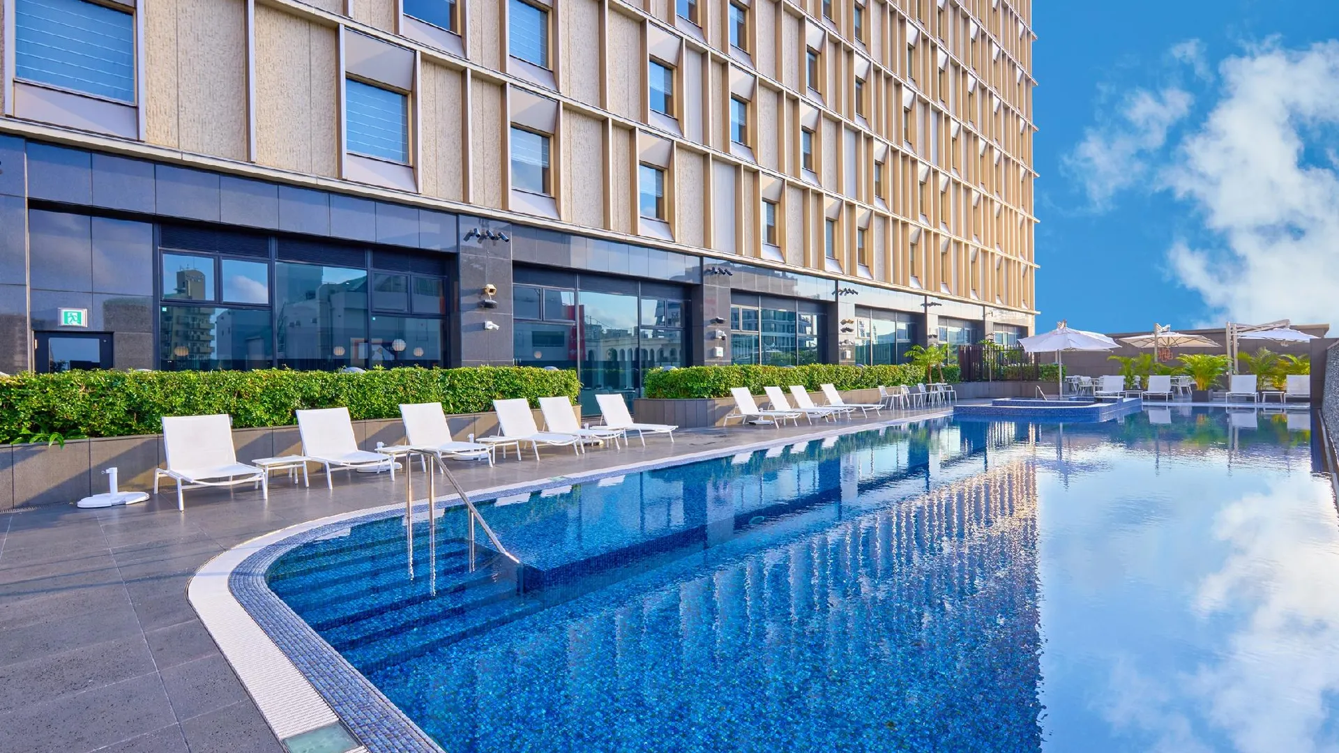 오키나와 본섬 호텔 컬렉티브 5성급 호텔 수영장