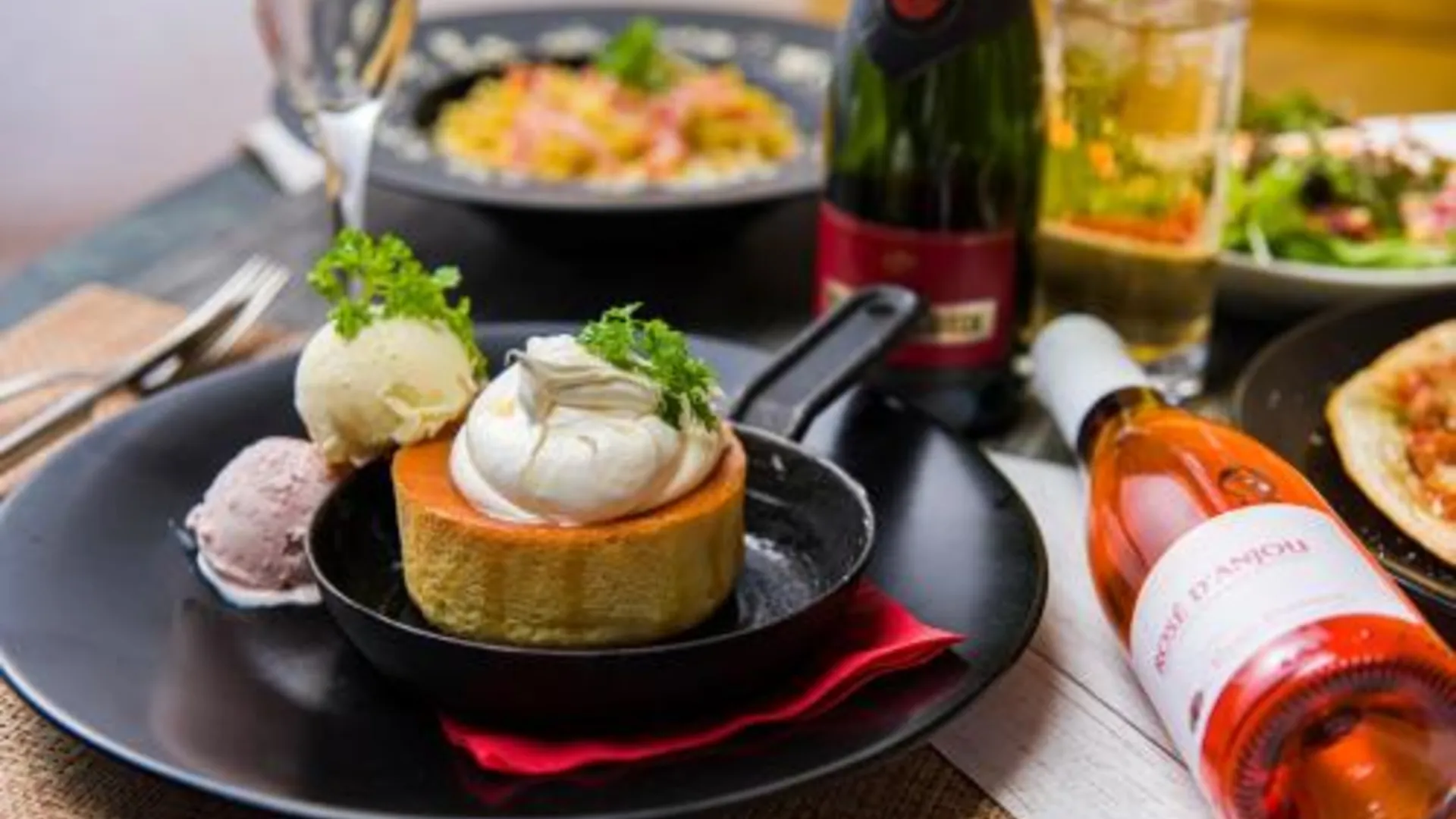 오사카 ホテル リトルチャペルクリスマス 梅田 2성급 호텔 레스토랑