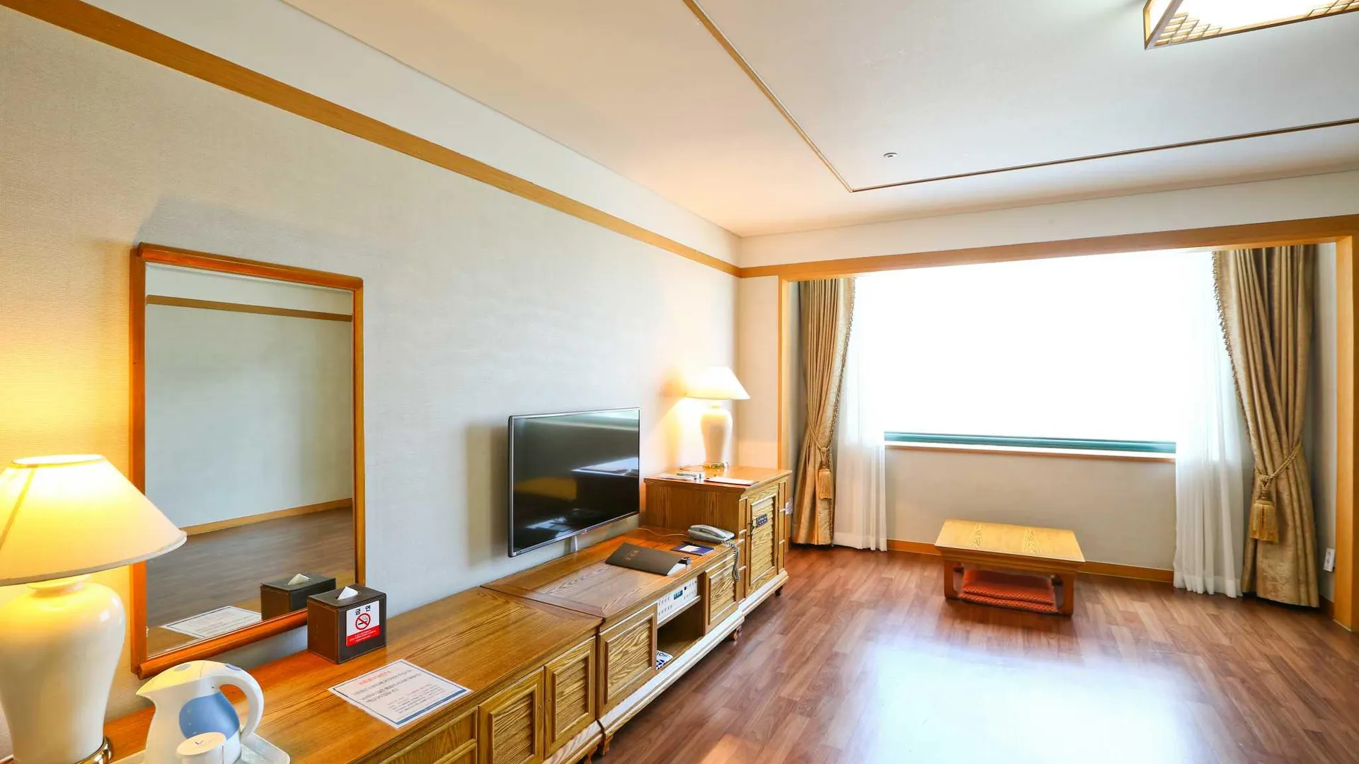 대전 제이에이치레전드호텔 호텔 스위트룸