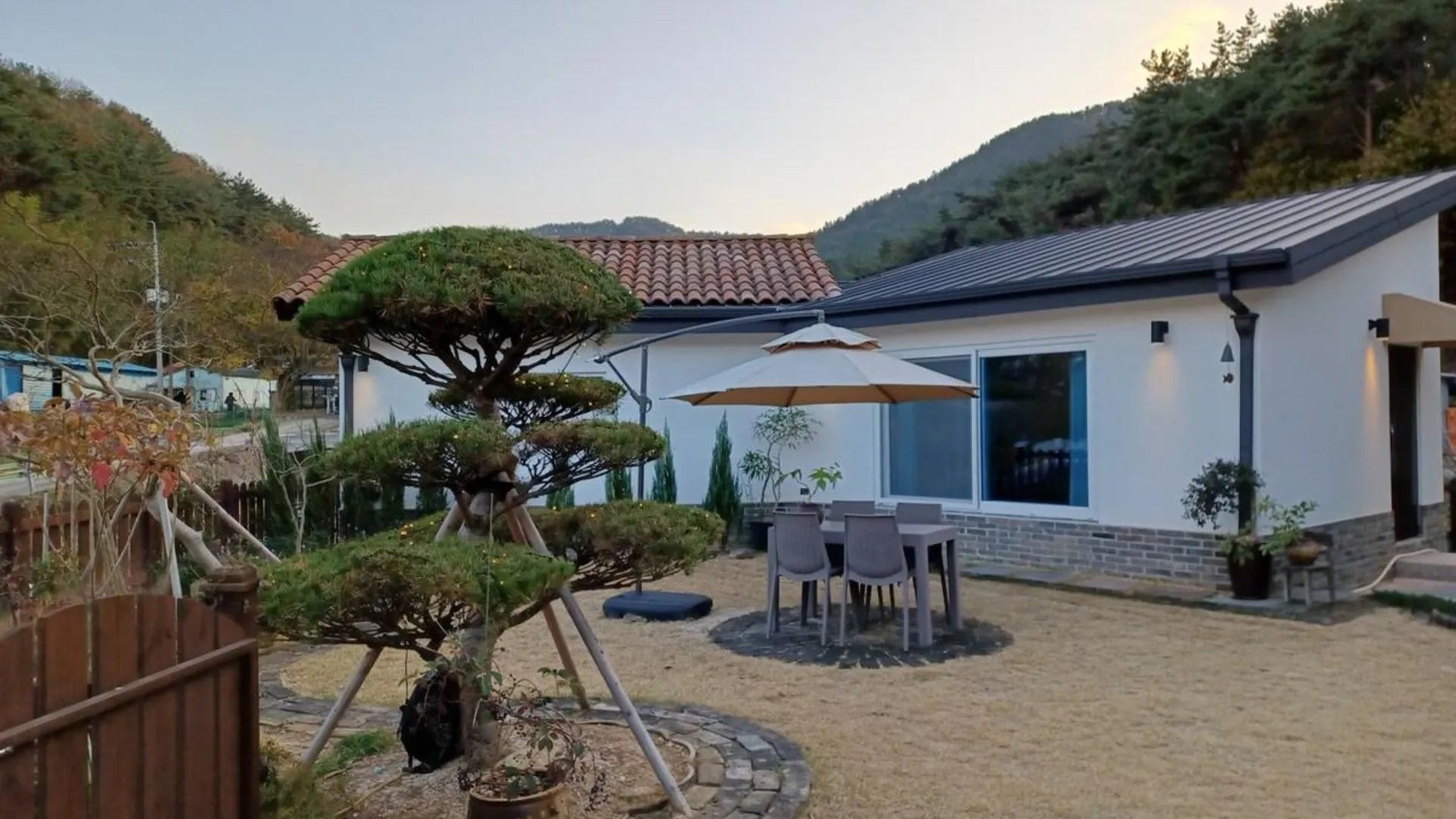 고성 이량 스테이 4성급 싱글룸 객실