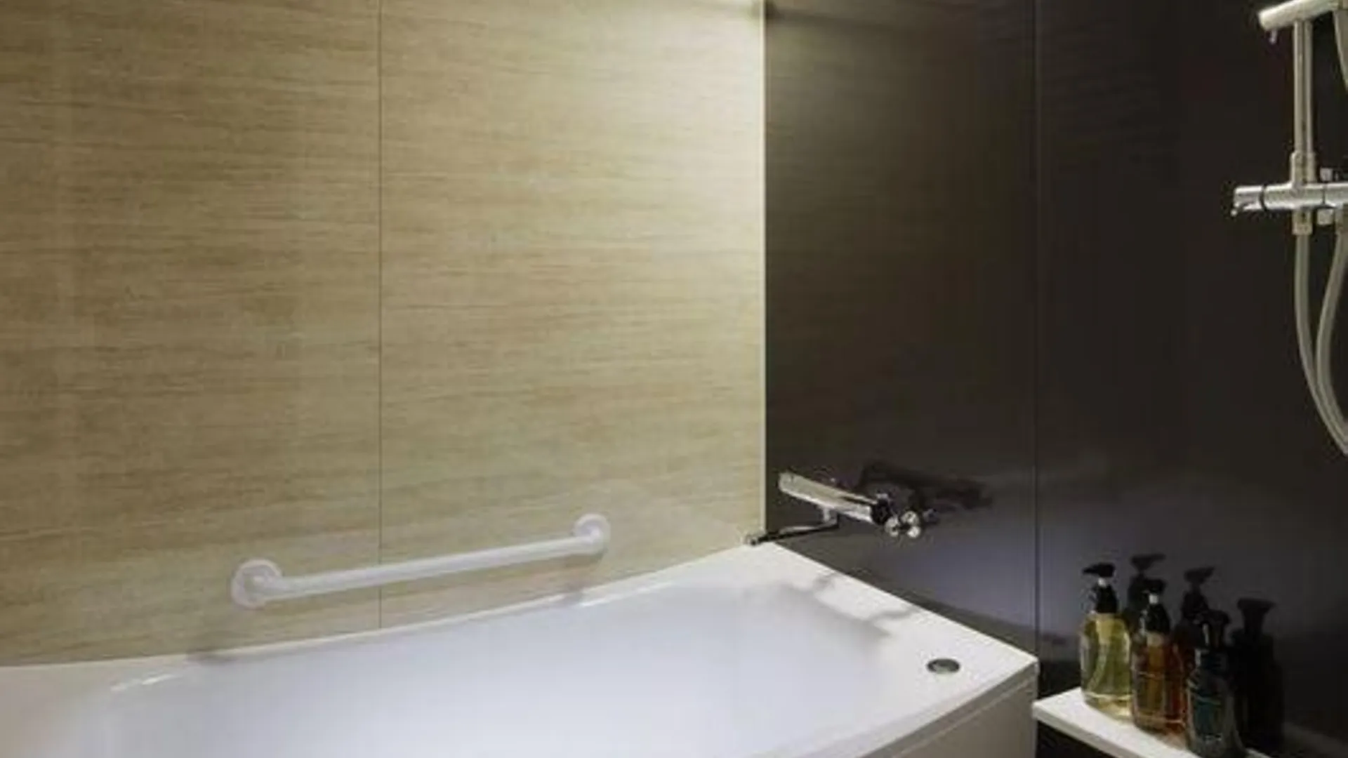 교토 민 기온 카모가와 3성급 호텔 객실