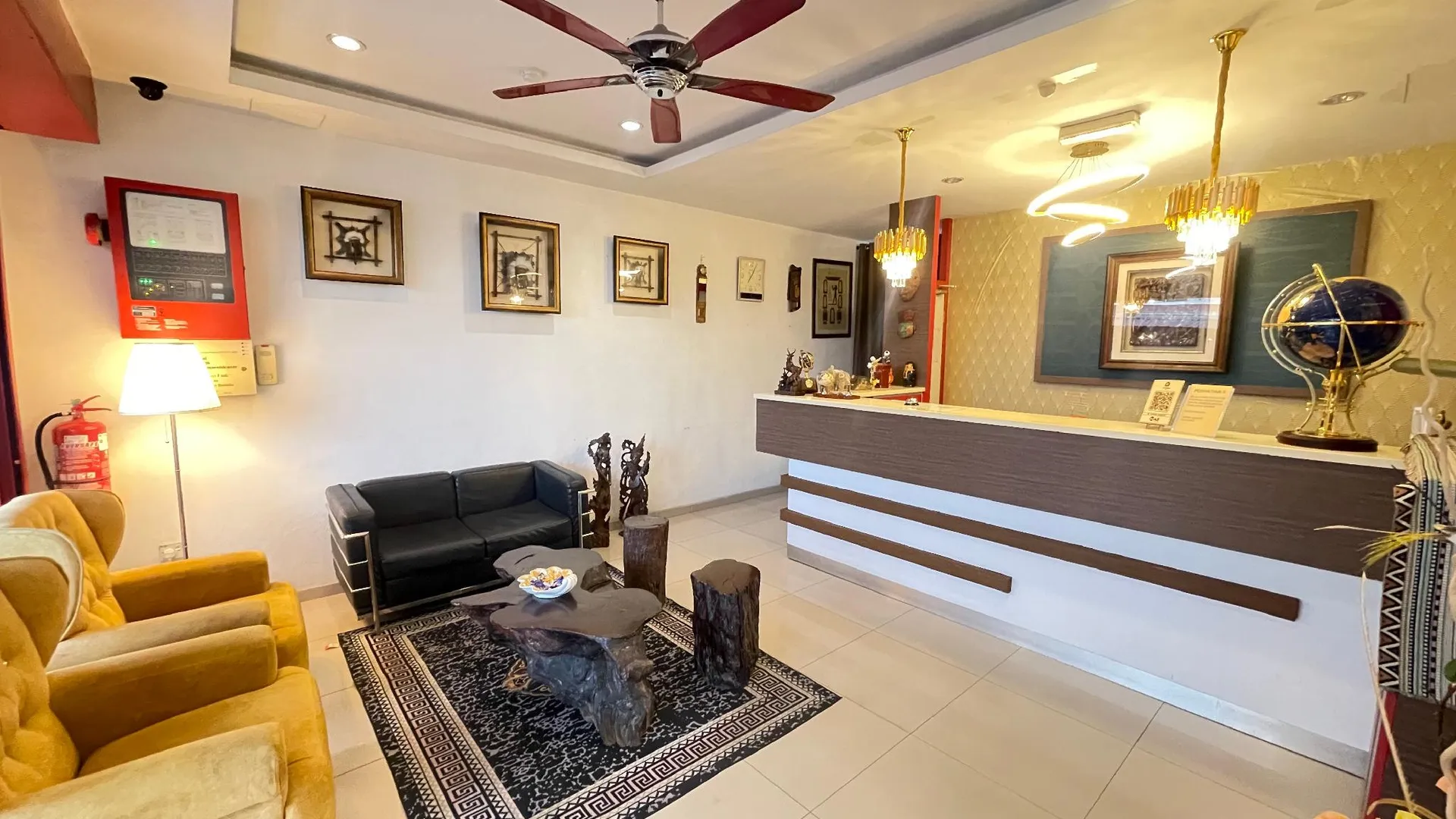 세리 만중 M Three Hotel by SECOMS 3성급 호텔 객실