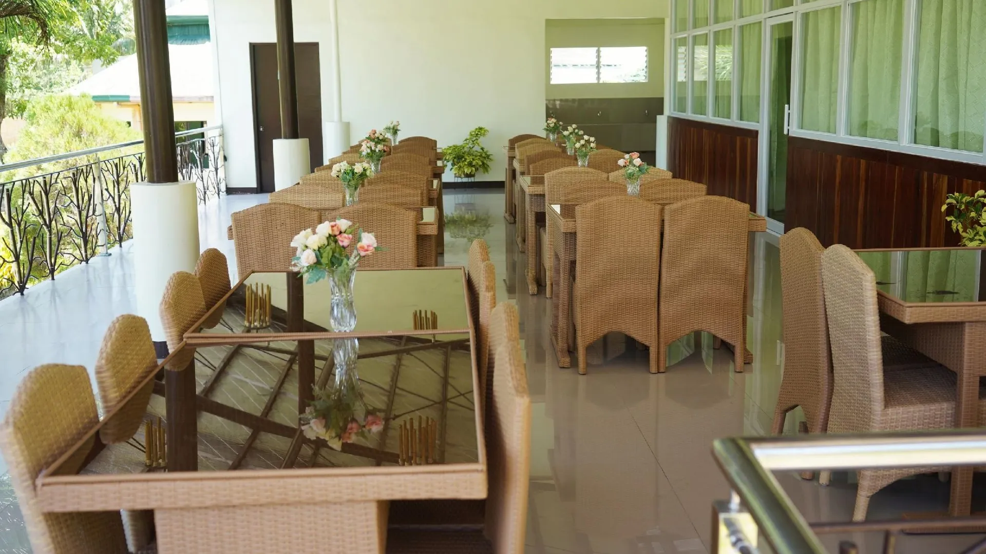 세부 히든밸리 마운틴 앤 웨이브풀 리조트 3성급 호텔 외관