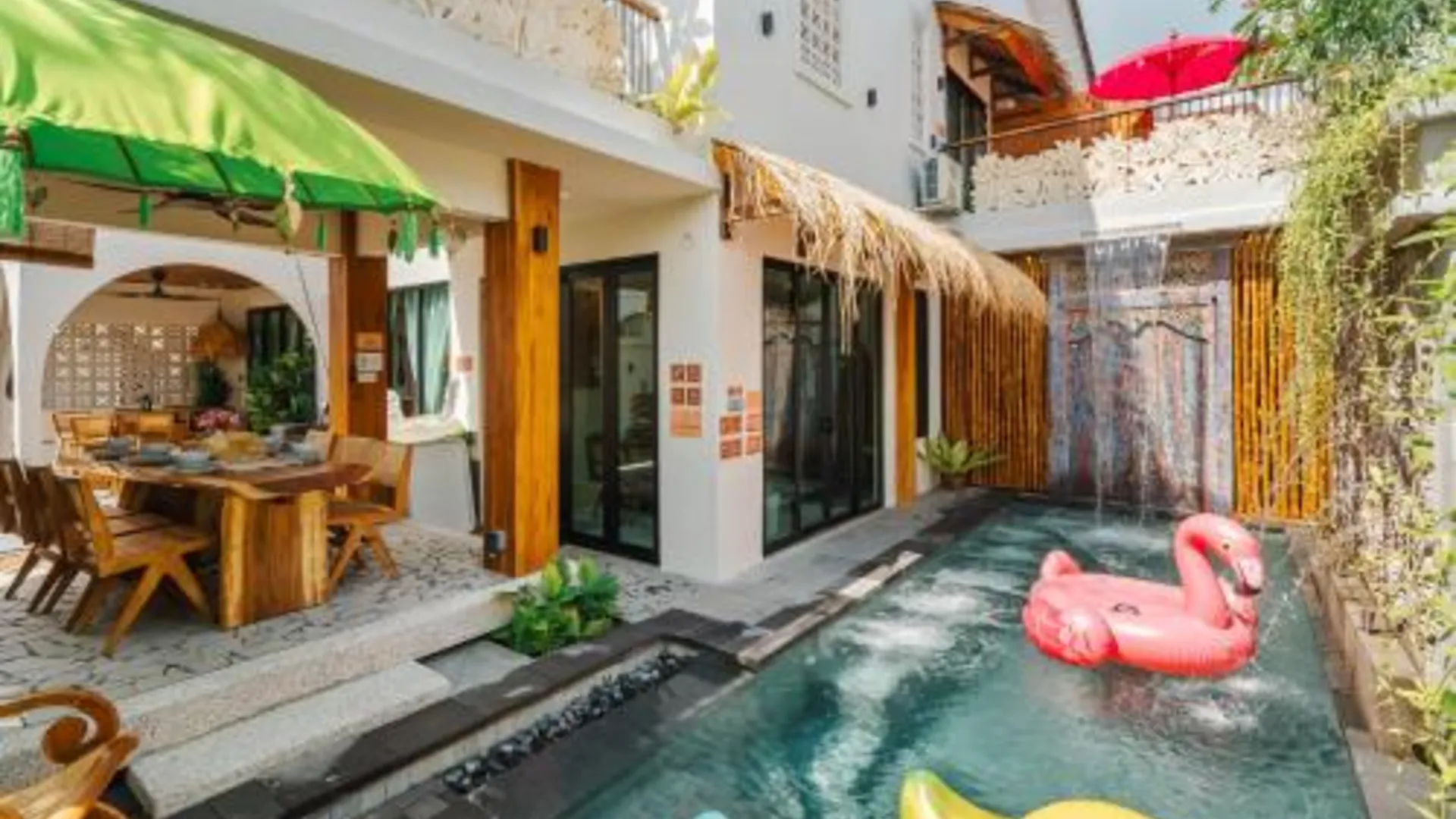 말라카 클레방의 빌라 (300m², 침실 5개, 프라이빗 욕실 6개) 4성급 게스트하우스 외관