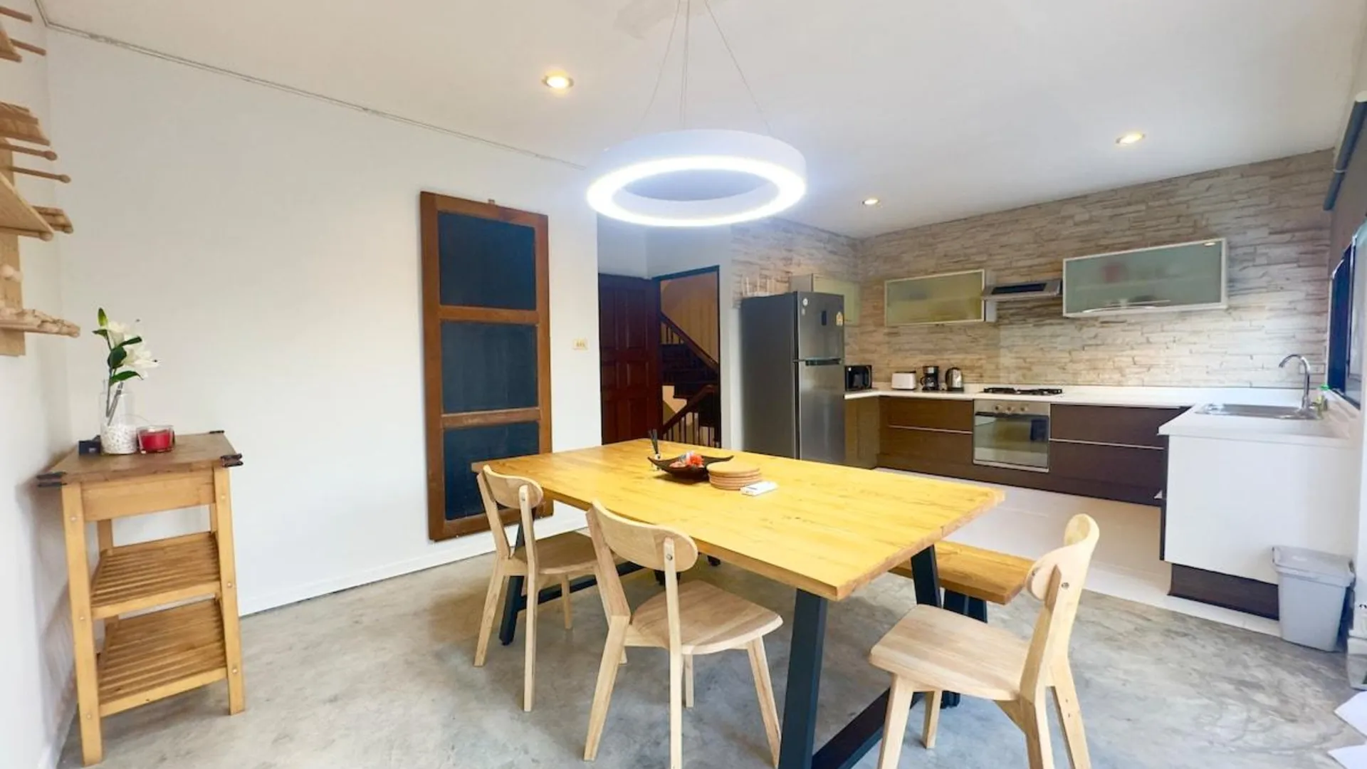 방콕 수쿰윗 / 스쿰빗의 프라이빗 하우스 (300m², 침실 1개, 프라이빗 욕실 4개) 3성급 싱글룸 부대시설