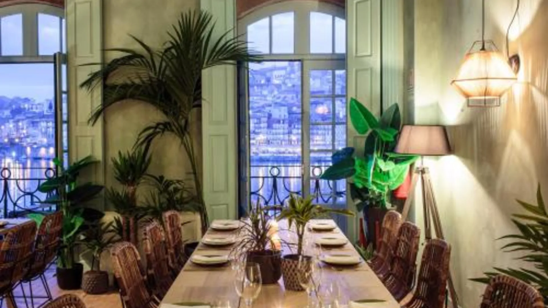 빌라 노바 드 가이아 더 하우스 오브 샌드맨 - 호스텔 앤 스위트 4성급 호텔 로비