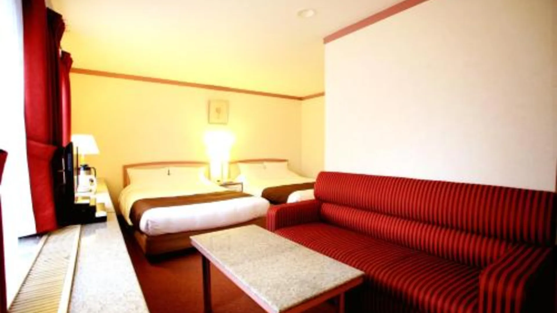 오사카 애로우 호텔 인 신사이바시 3성급 호텔 스위트룸