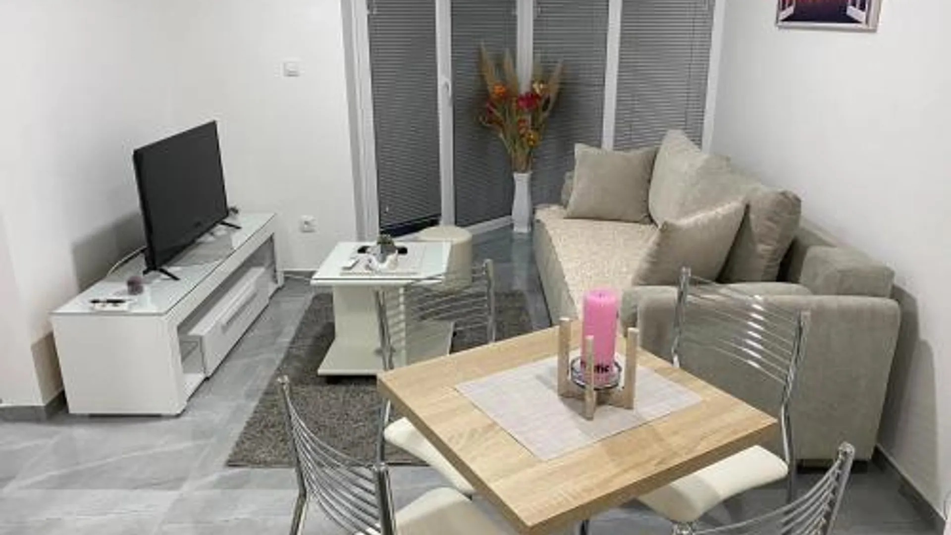 벨리코 그라디스테 Snow White 3성급 싱글룸 객실