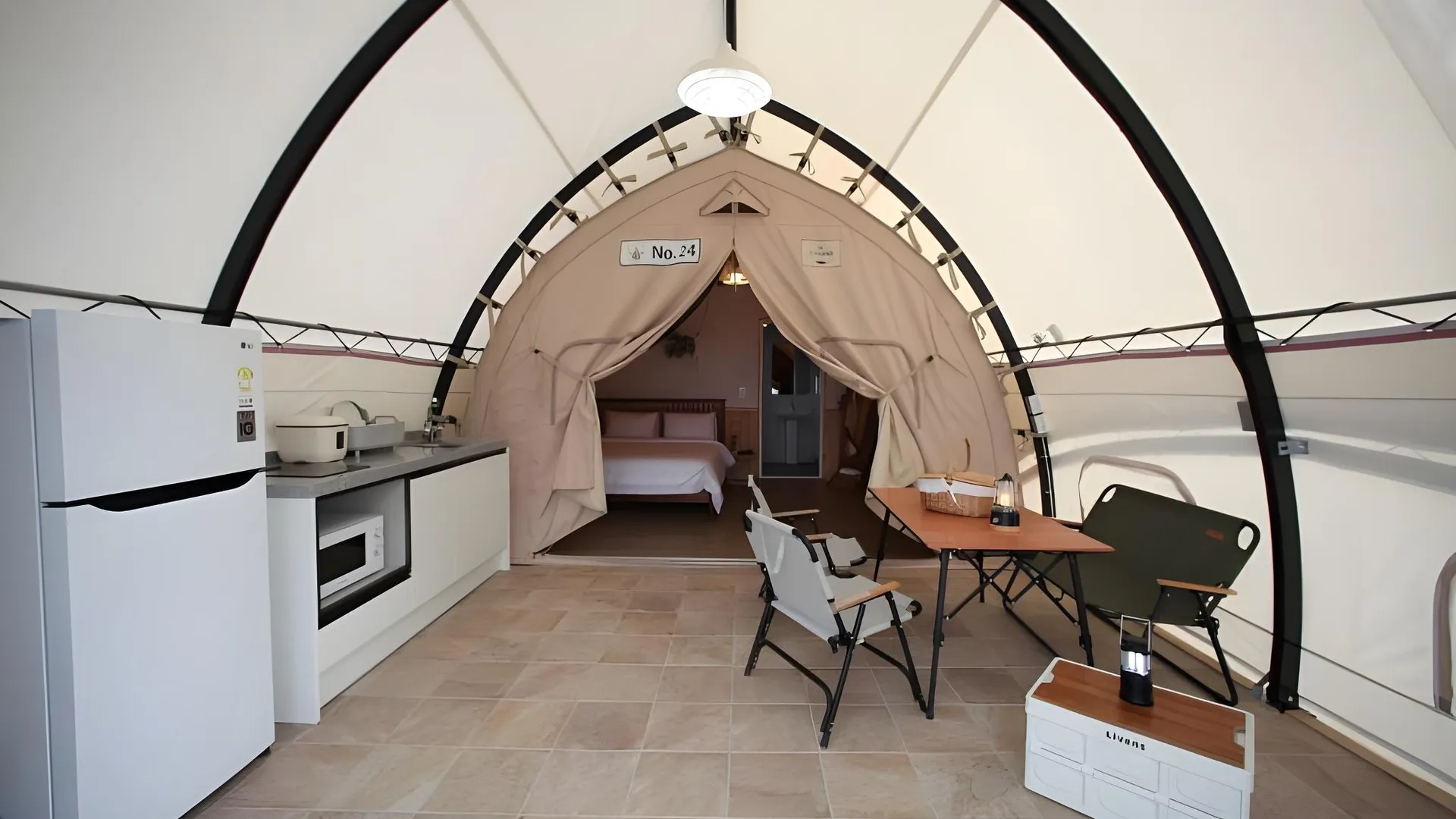 금산군 금산 라곰글램핑 2성급 게스트하우스 스위트룸