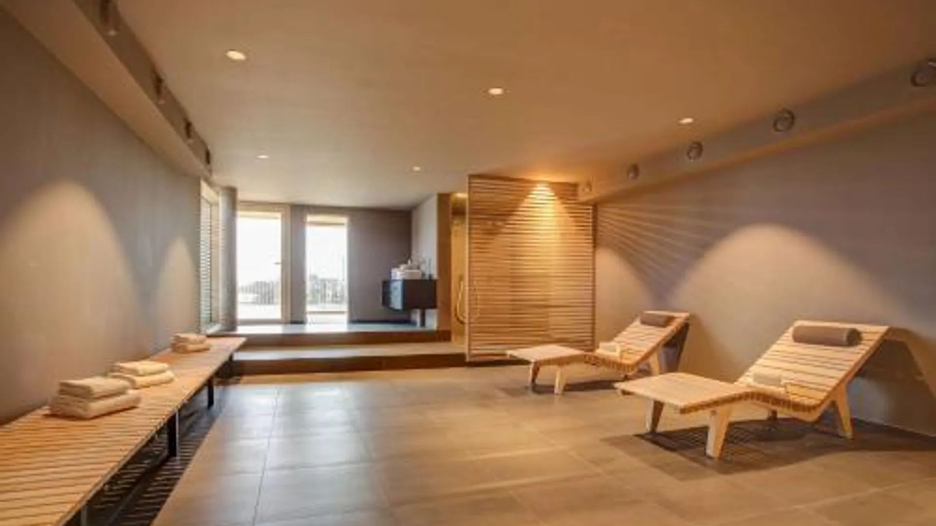 오스트필더른 센트로 파크 호텔 슈투트가르트, 트레이드마크 컬렉션 바이 윈덤 3성급 호텔 외관