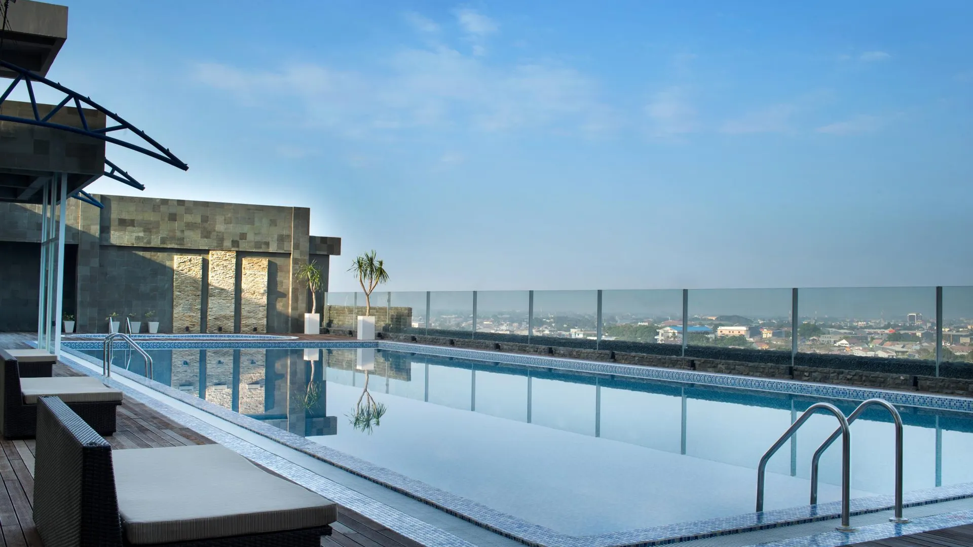 마카사르 포 포인트 바이 쉐라톤 마카사르 4성급 호텔 객실