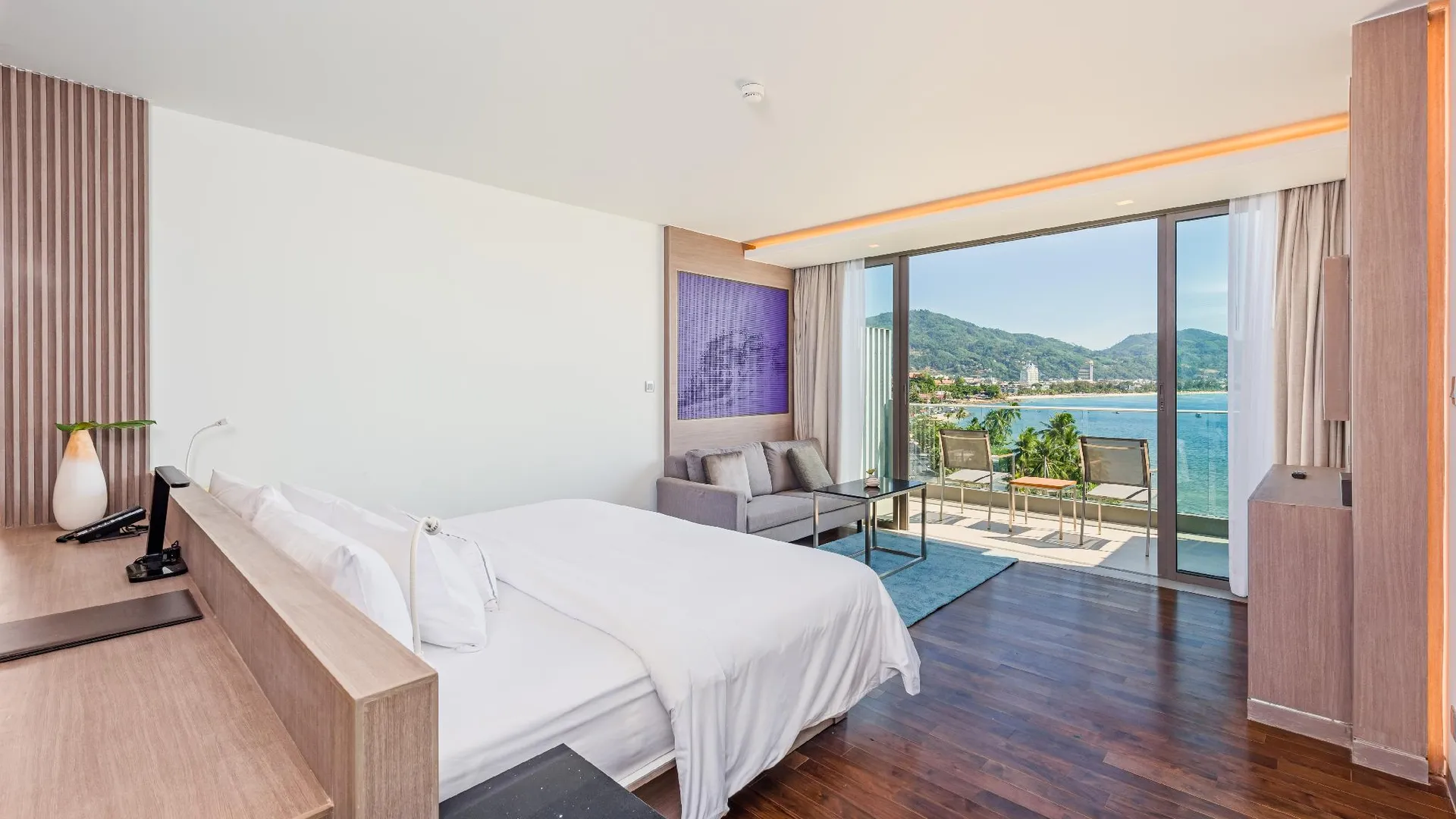 푸켓 오션프론트 비치 리조트 5성급 호텔 스위트룸