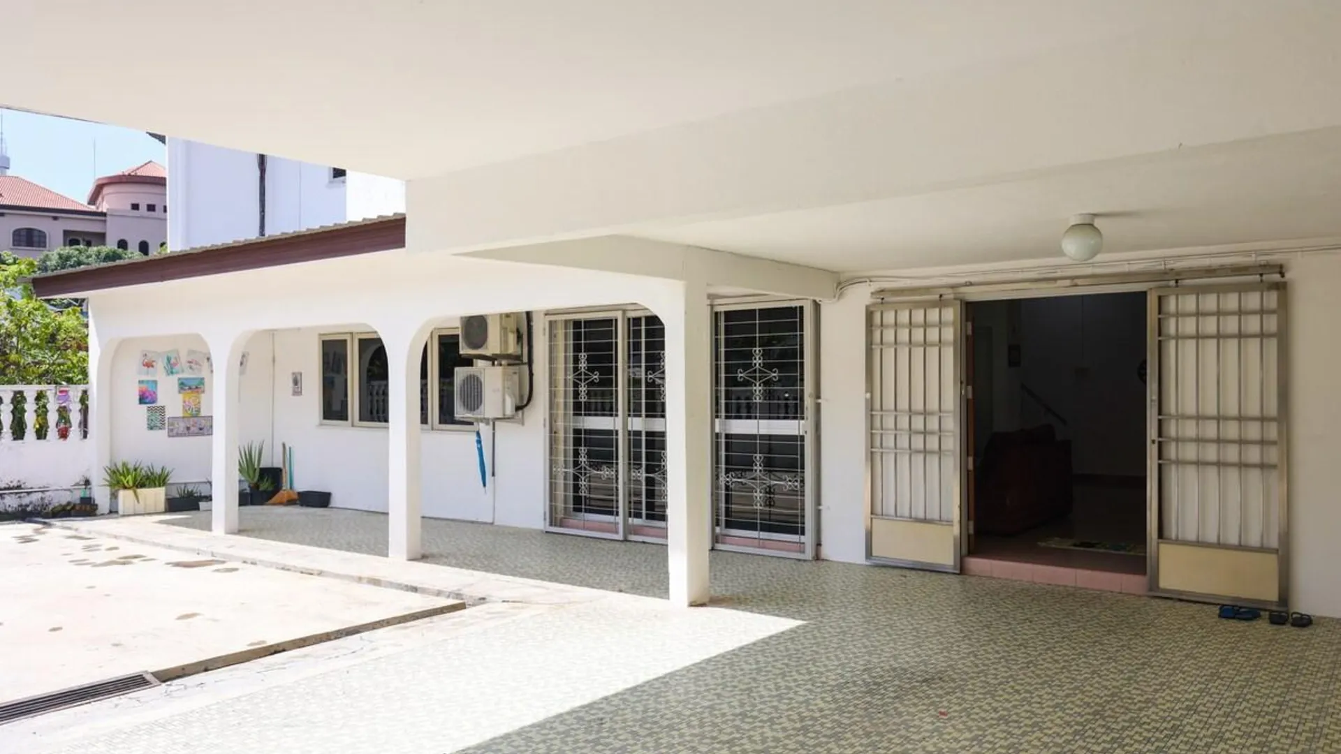 말라카 존커의 프라이빗 하우스 (354m², 침실 5개, 프라이빗 욕실 3개) 3성급 싱글룸 레스토랑