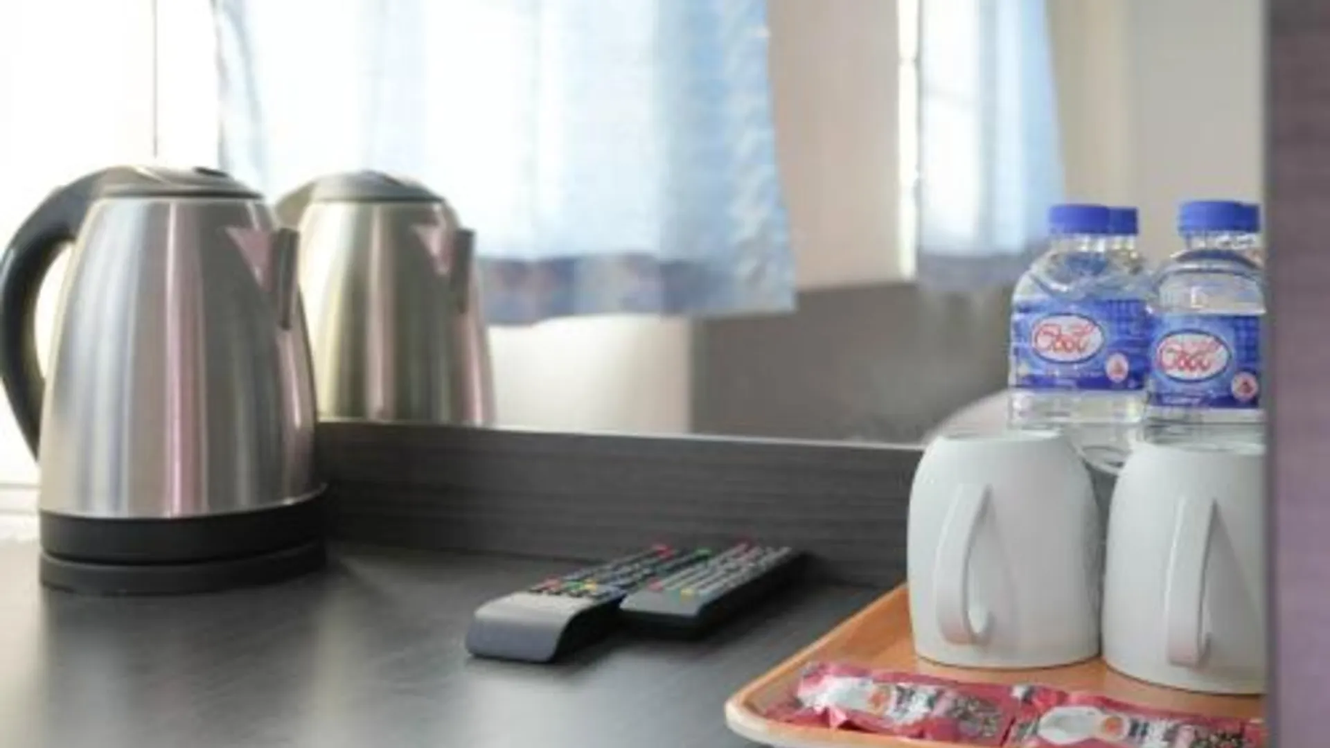 싱가포르 암라이즈 호텔 - 체크인 10PM, 체크아웃 9AM 3성급 호텔 스위트룸