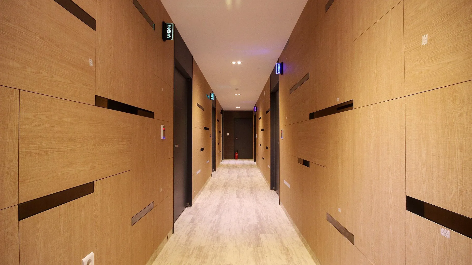 창원 창원 진해 솜 호텔 수영장