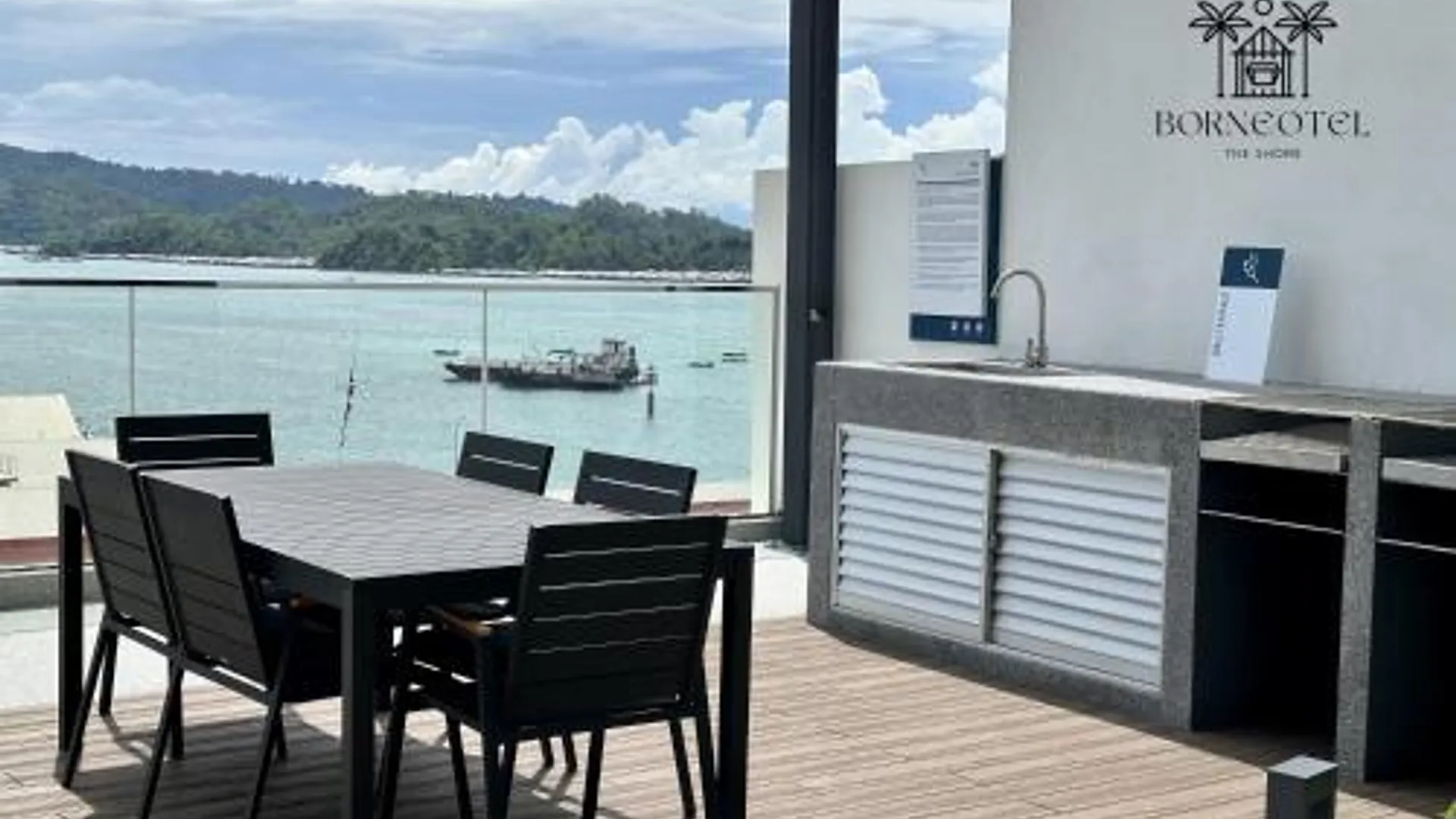 코타키나발루 보르네오텔 더 쇼어 KK 바이 CHG 3성급 호텔 수영장